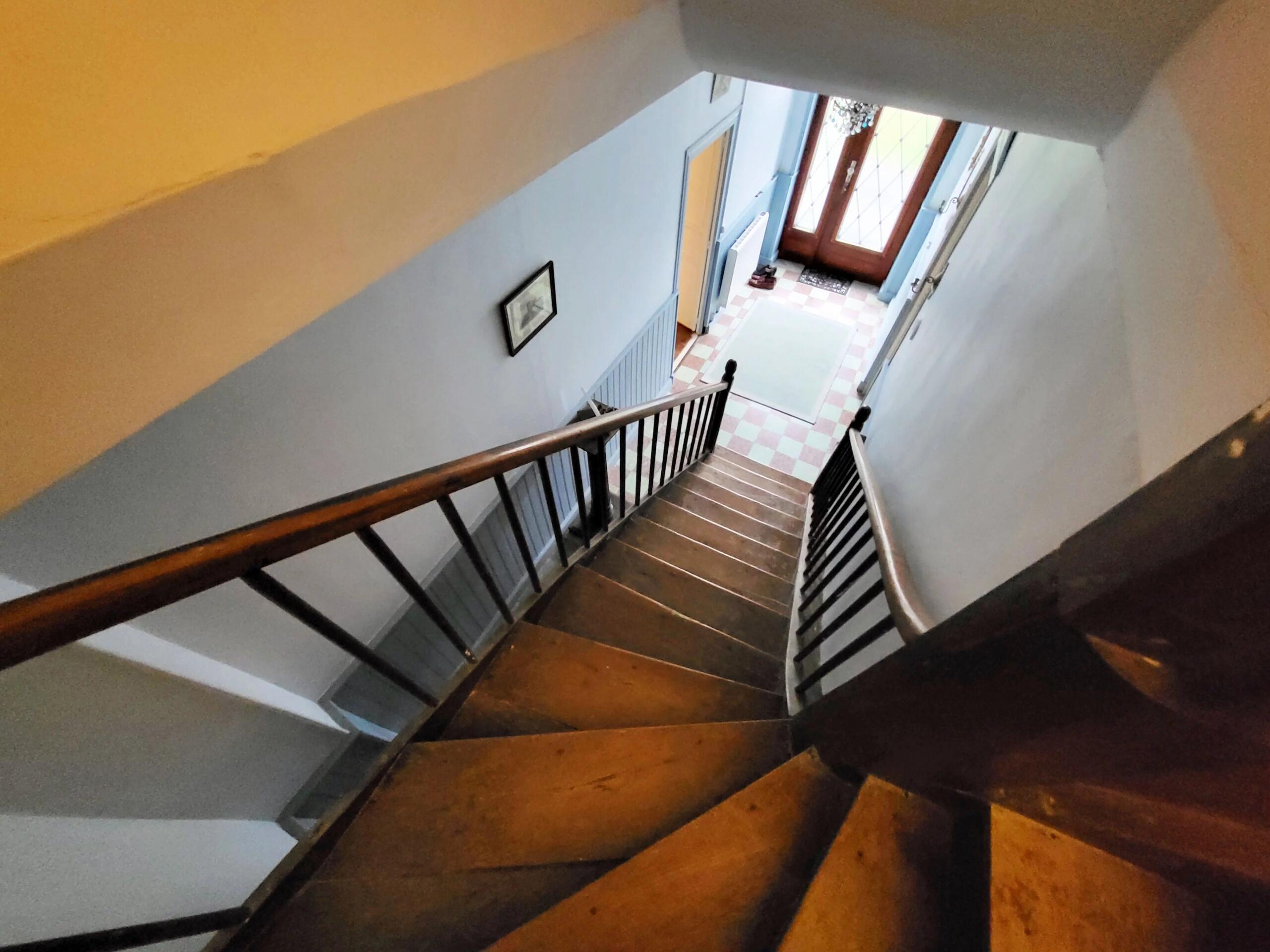 Handsome and spacious village house with 4 bedrooms and courtyard garden, Poitou-Charentes – France – BVI83358