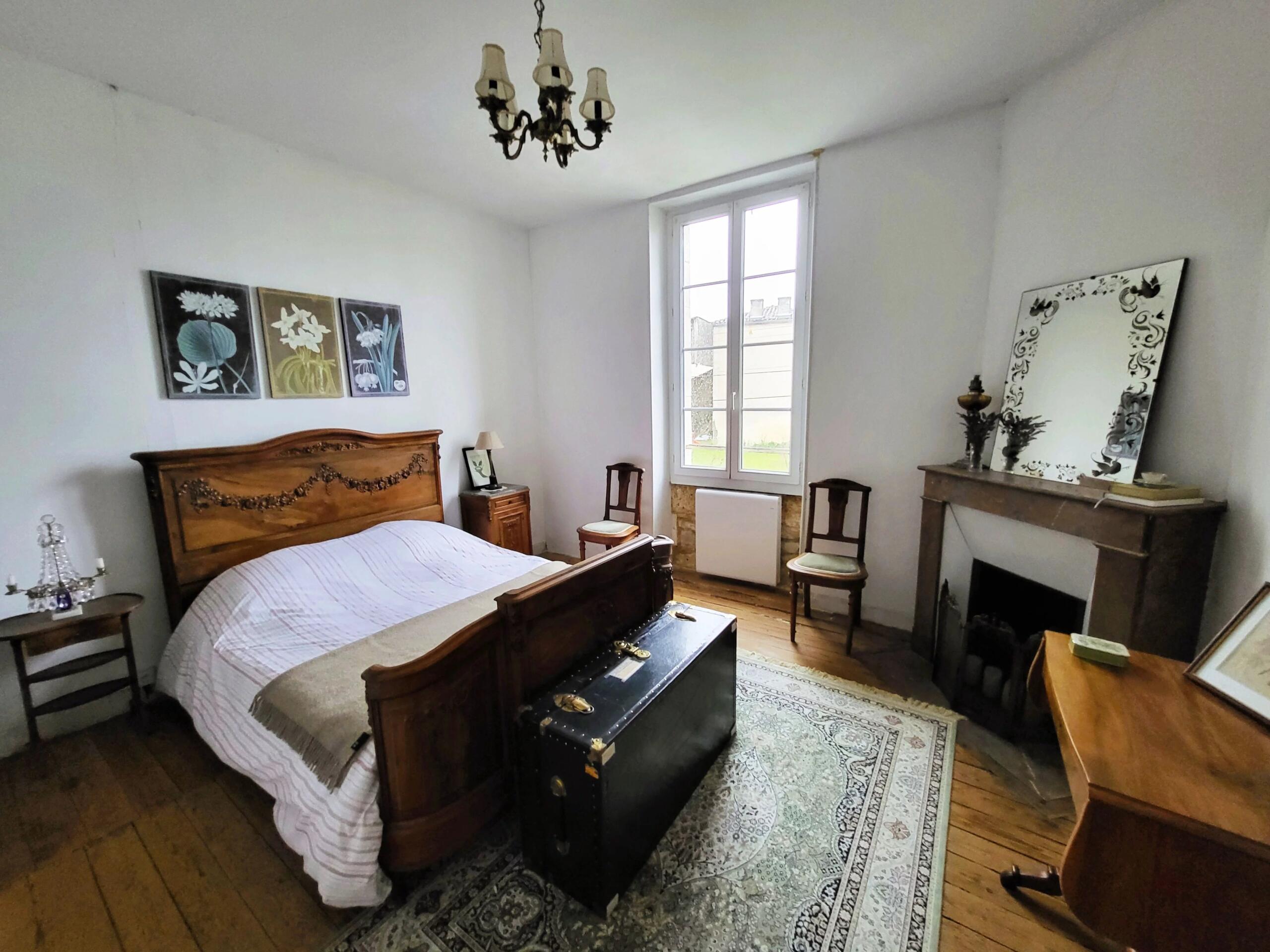 Handsome and spacious village house with 4 bedrooms and courtyard garden, Poitou-Charentes – France – BVI83358