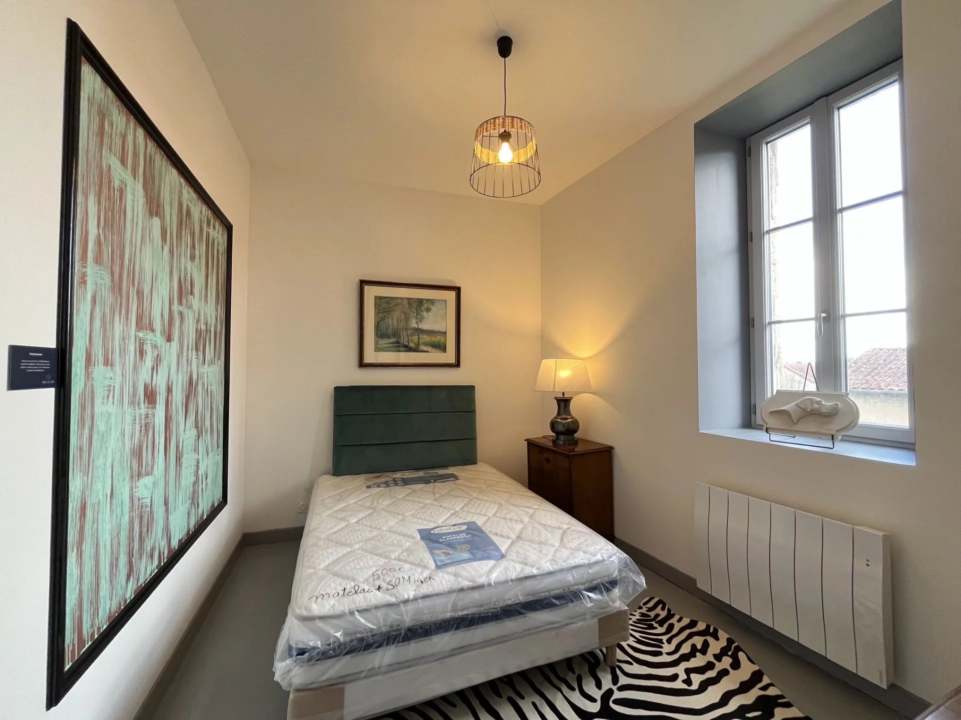 Great investment property in Montmorillon, Poitou-Charentes – France – BVI75453