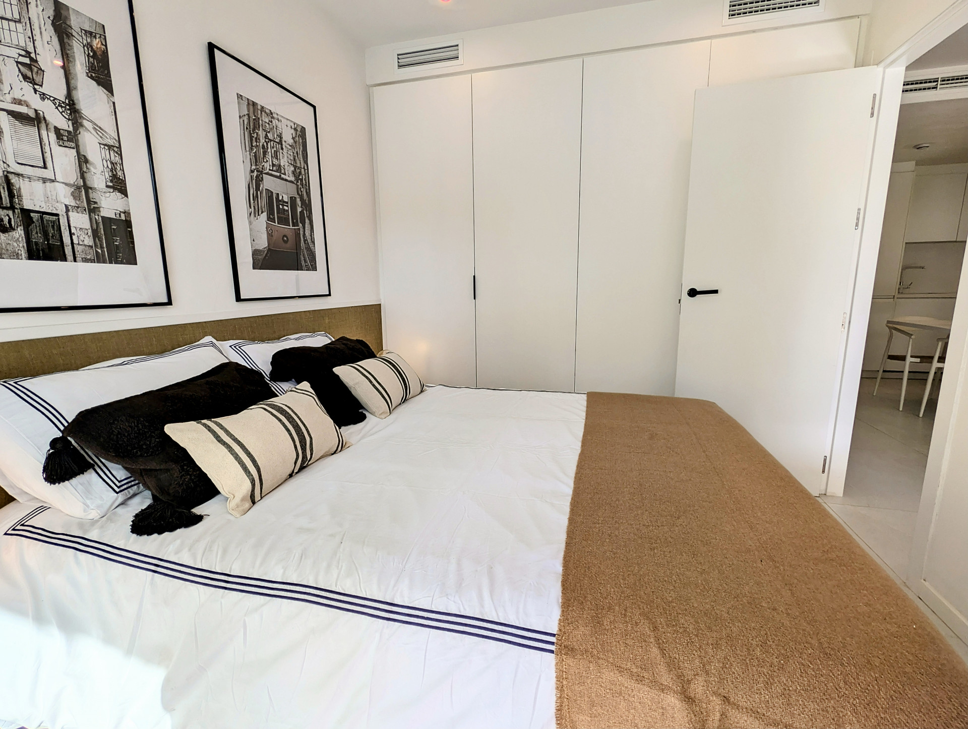 2 bedroom Ground Floor Apartment in Sant Antoni De Portmany, Islas Baleares, Spain – 428-05323P