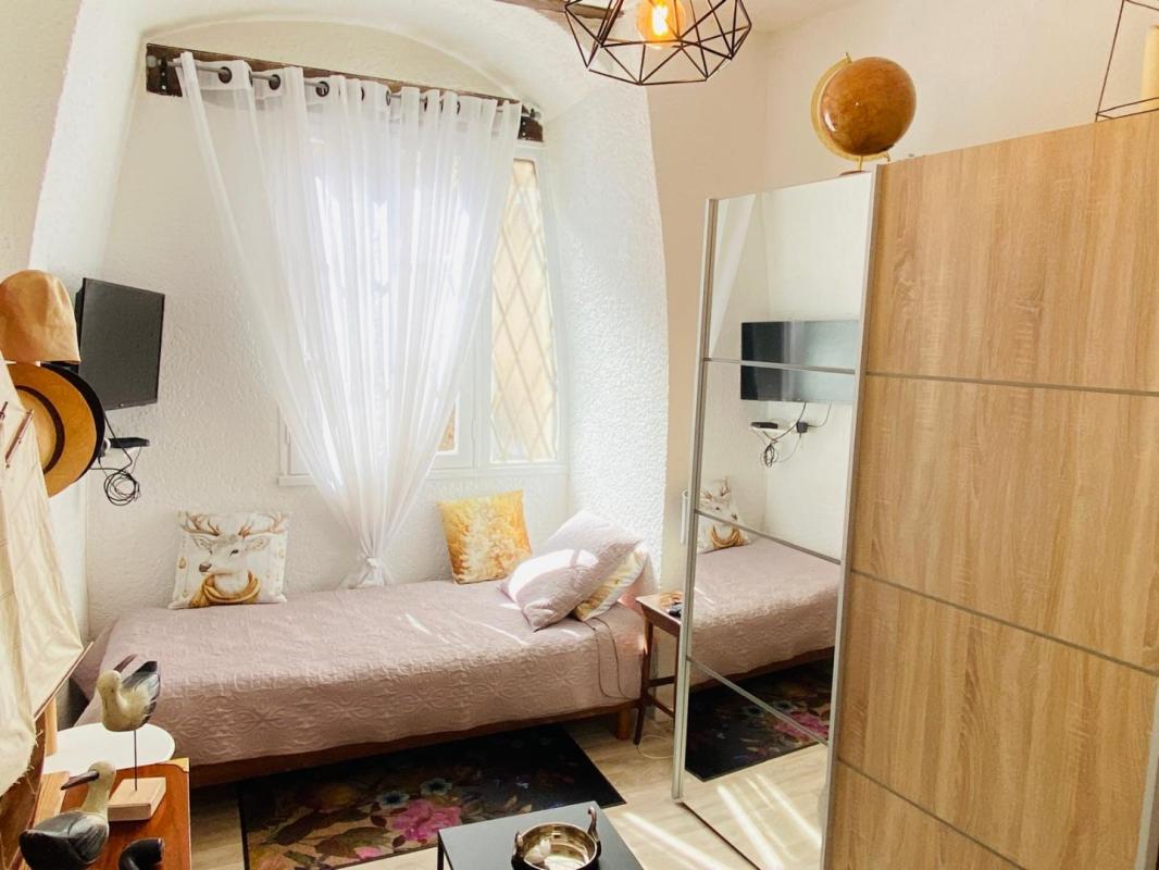 2 bedroom t3 in Cahors, Lot, France