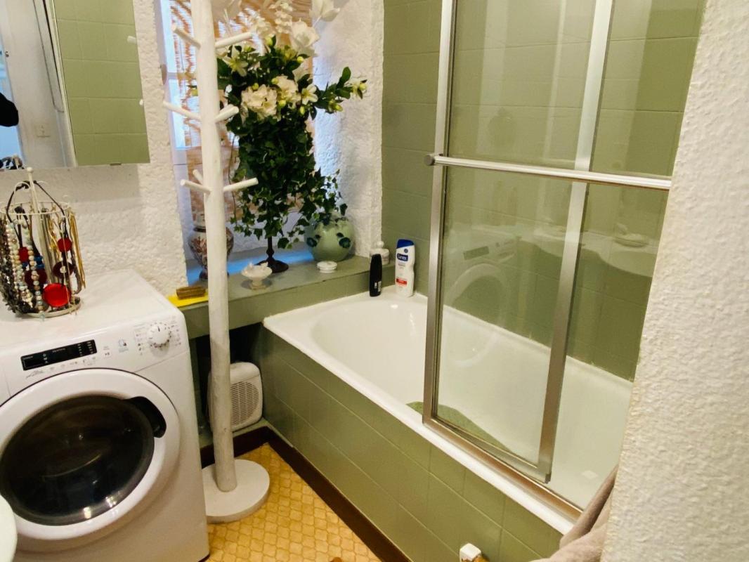 2 bedroom t3 in Cahors, Lot, France