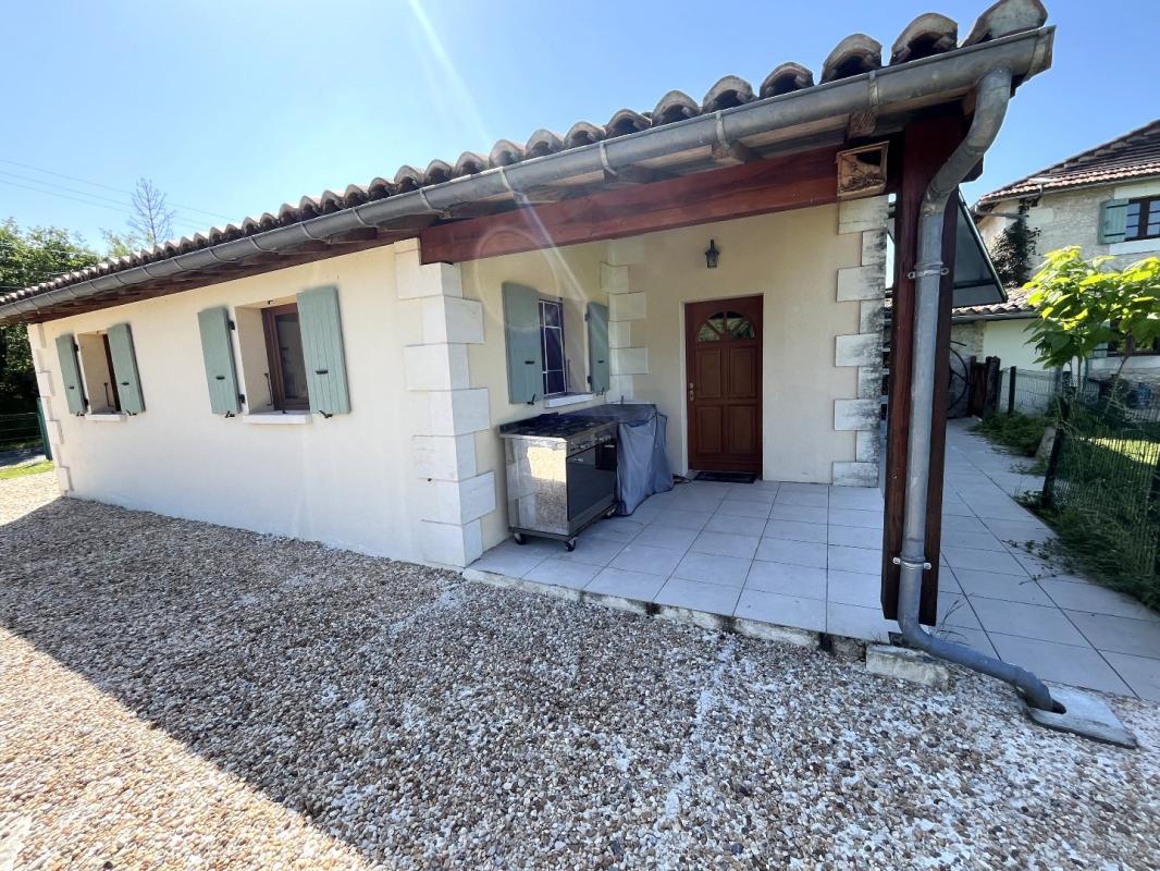 6 bedroom maison in Festalemps, Dordogne, France