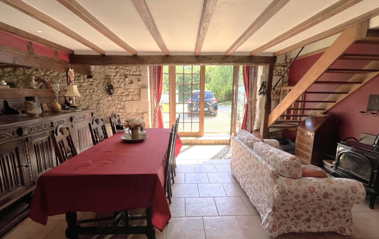 6 bedroom maison in Festalemps, Dordogne, France