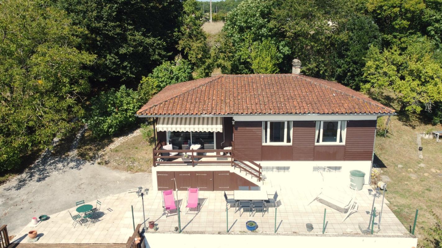 3 bedroom maison in Salles Lavalette, Charente, France