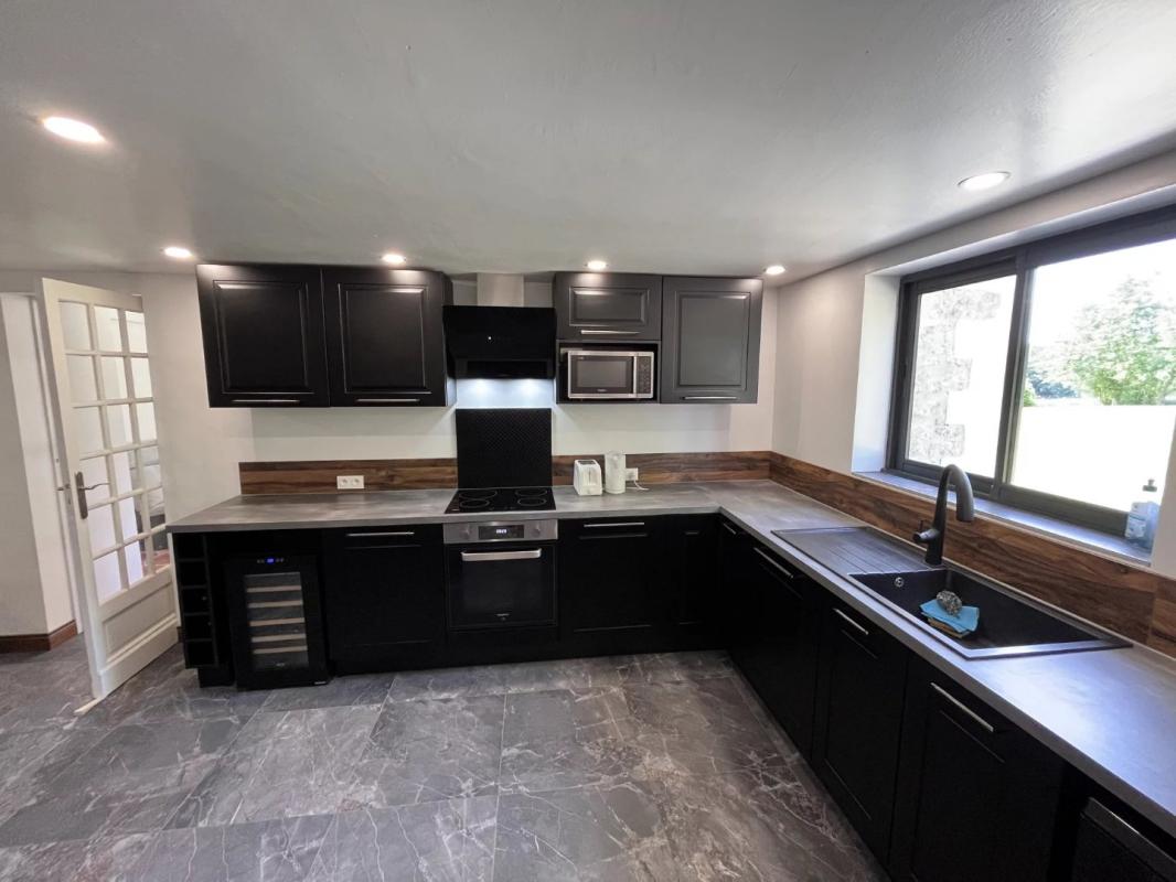 2 bedroom propriete in Juignac, Charente, France