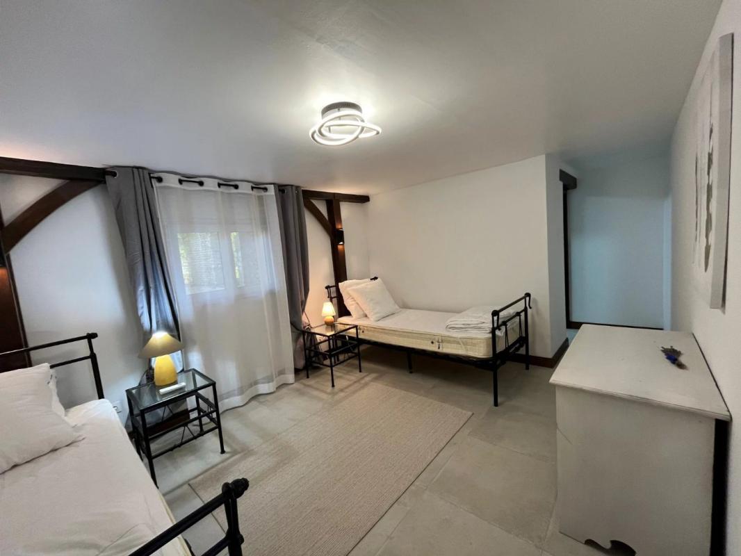 2 bedroom propriete in Juignac, Charente, France