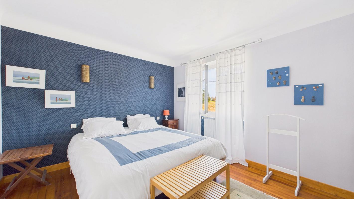 9 bedroom maison in Guiche, Pyrénées-Atlantiques, France