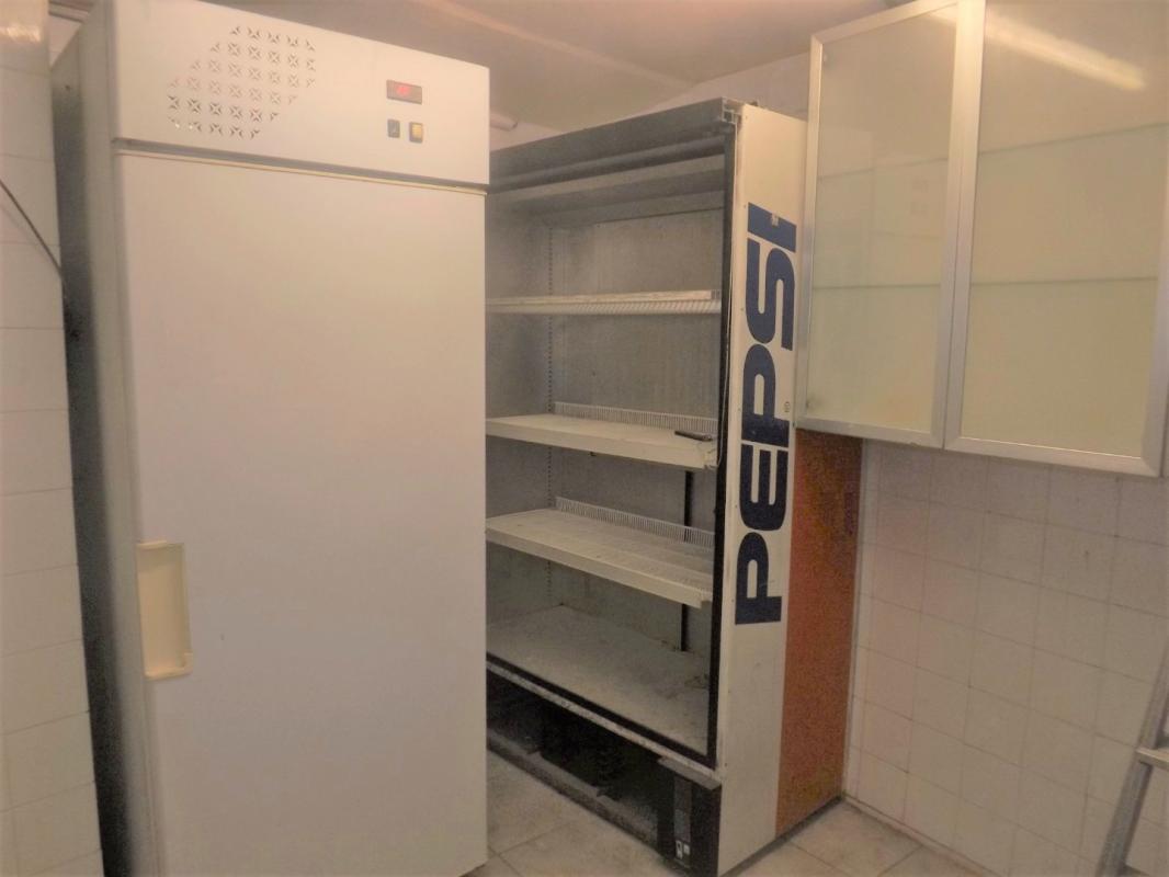 5 bedroom bar/brasserie/tabac in Confolens, Charente, France