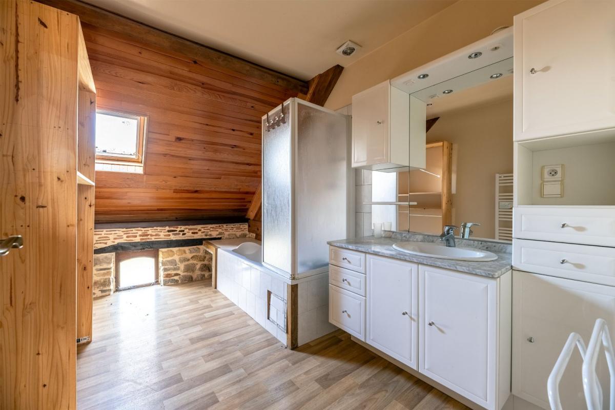 4 bedroom maison en pierres in Prudhomat, Lot, France