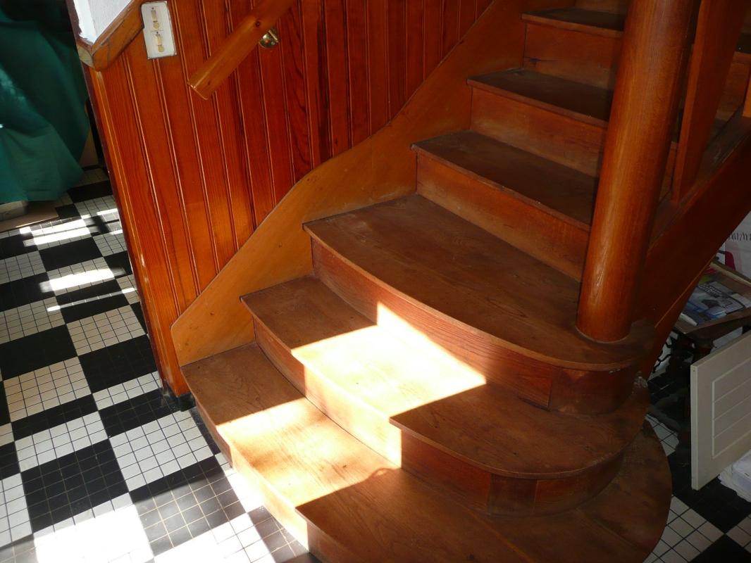 5 bedroom maison in Montsales, Aveyron, France