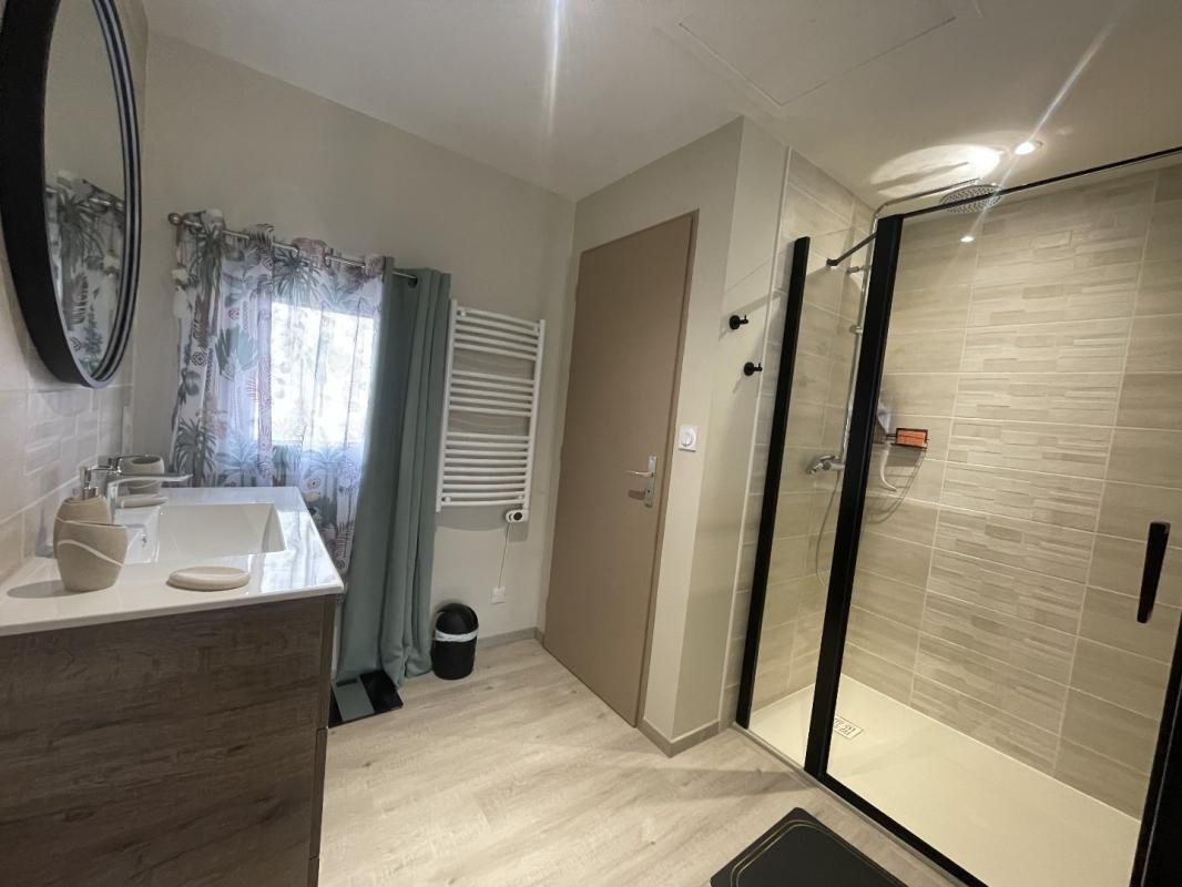 3 bedroom maison in Millau, Aveyron, France