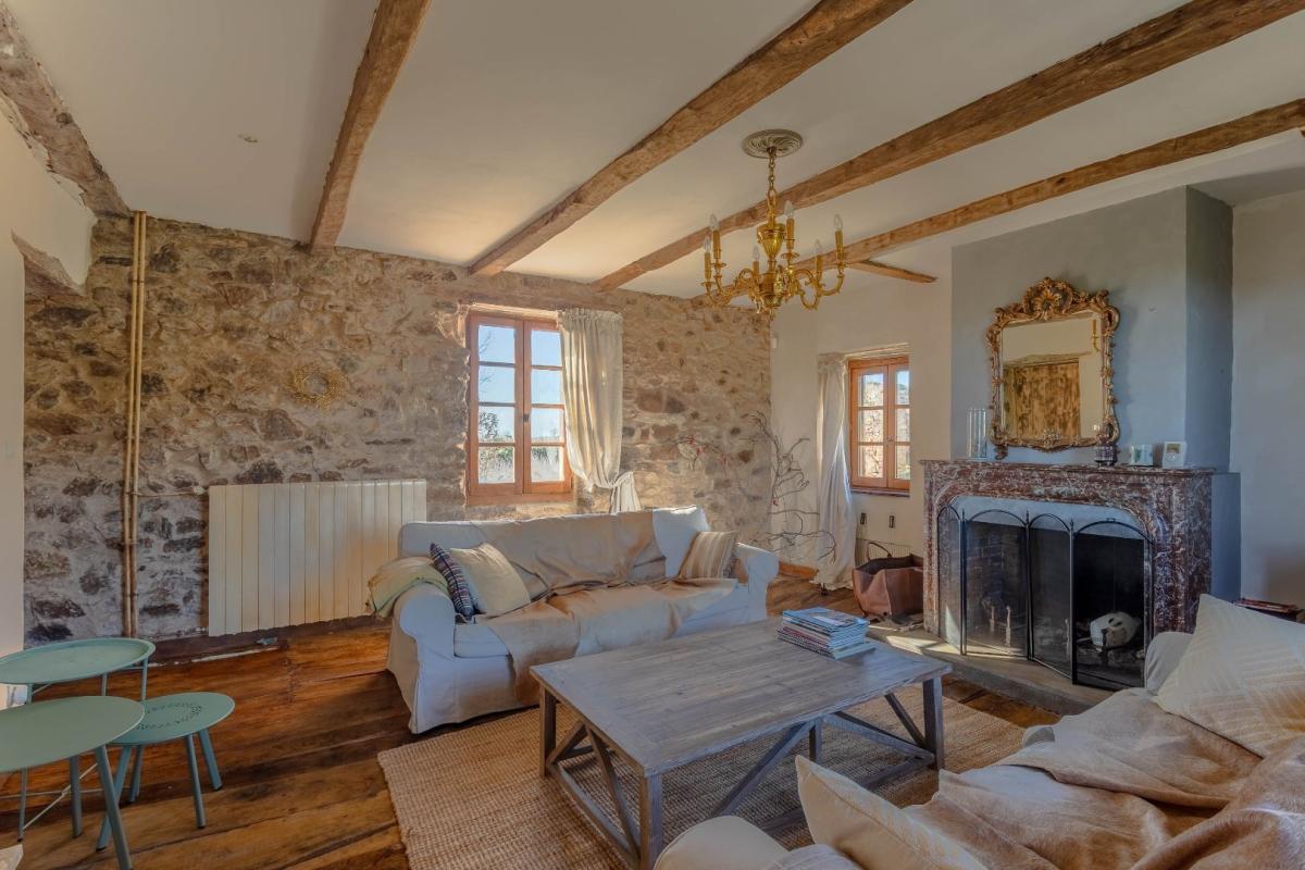4 bedroom maison de campagne in Tanus, Tarn, France