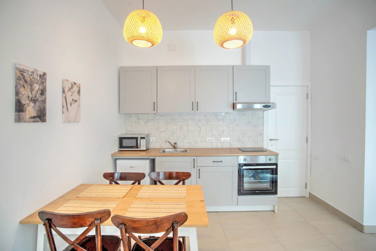 Two-Bedroom Apartment with Spacious Terrace and Garden Just 20m from the Beach!