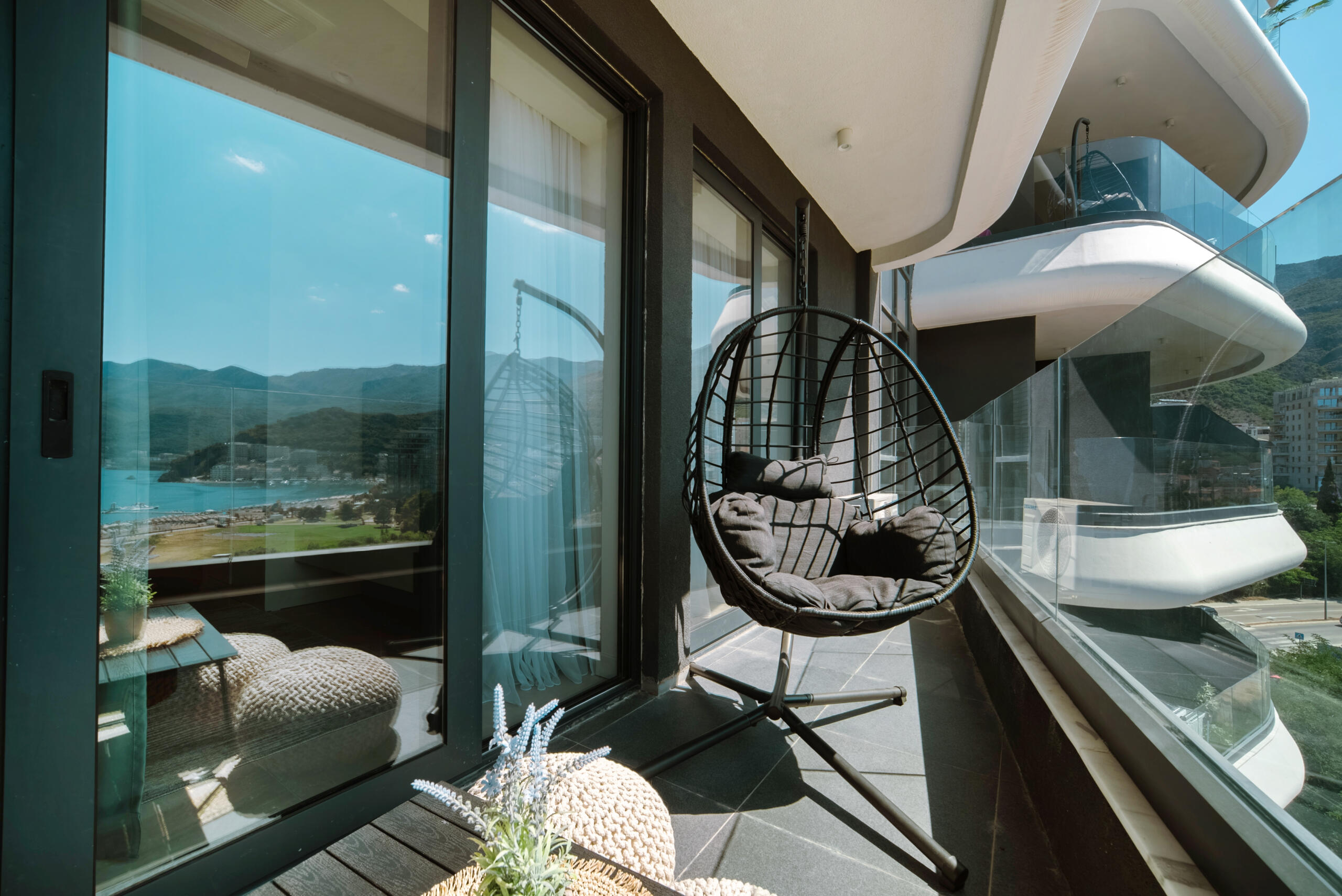 New residental complex on the first line, Becici