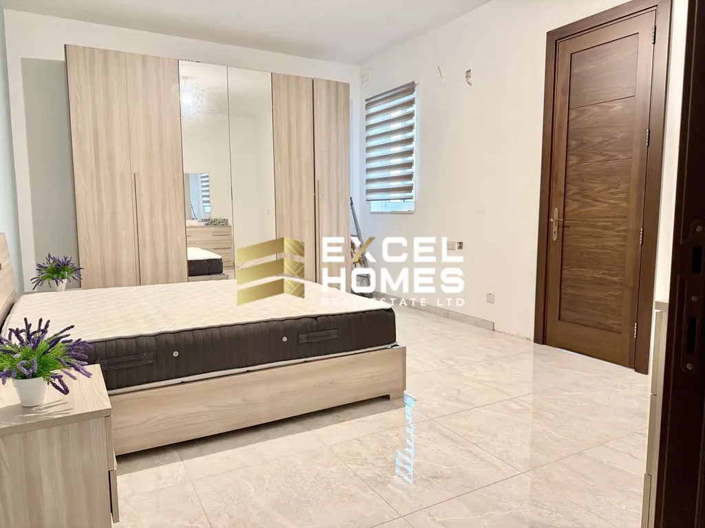 2 bedroom Penthouse in Zejtun, Malta – 67176