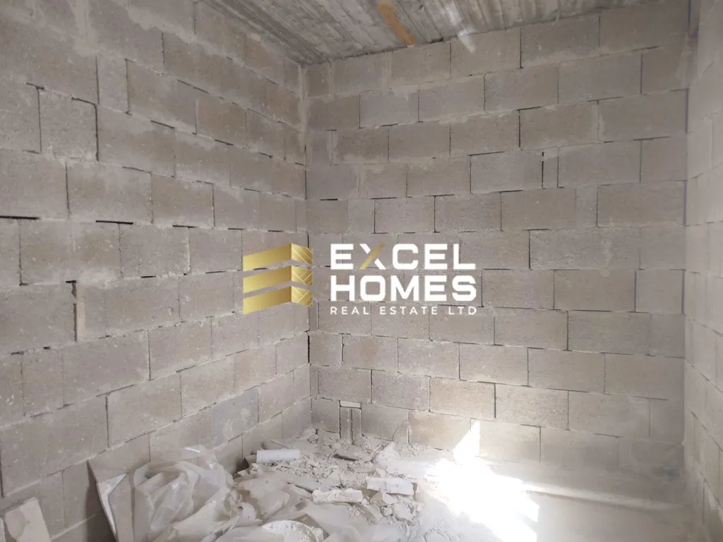 3 bedroom Penthouse in Qormi, Malta – 67160