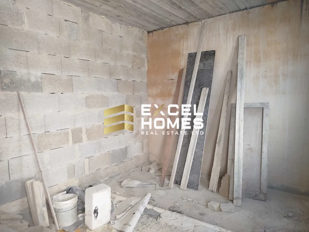 3 bedroom Penthouse in Qormi, Malta – 67160