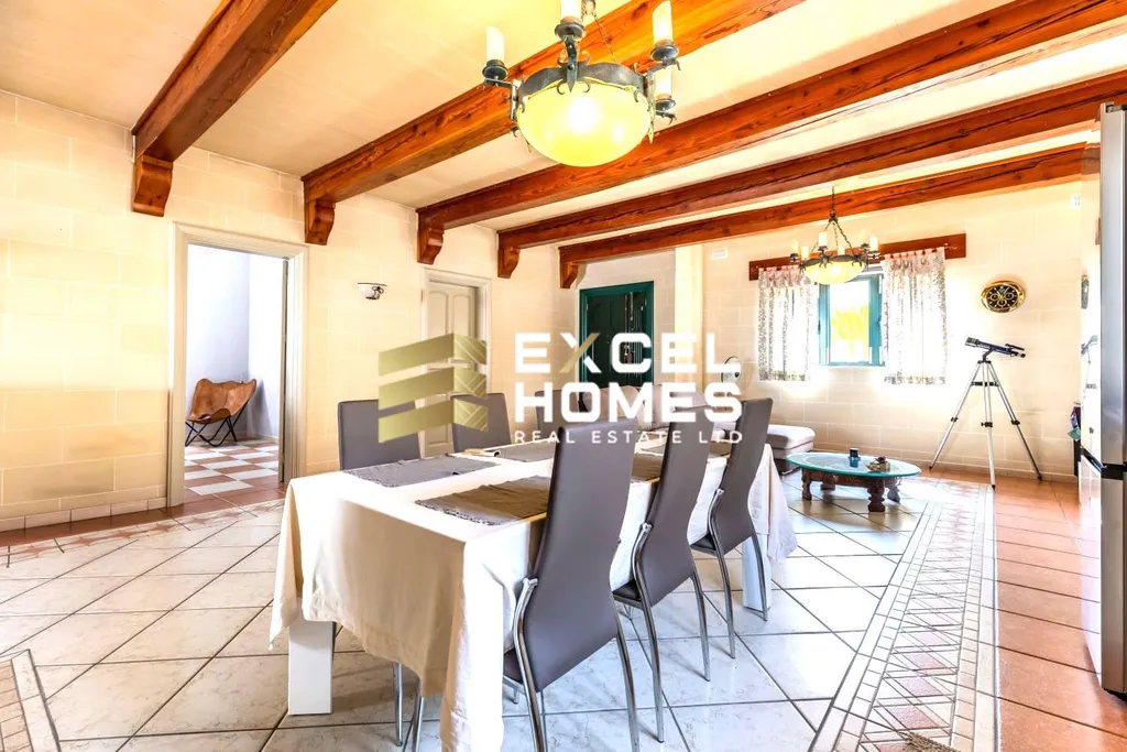 3 bedroom Bungalow in Swieqi, Malta – 21023