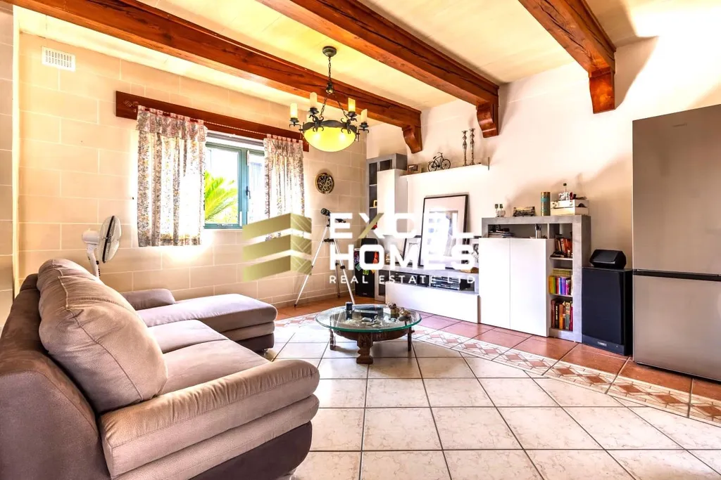 3 bedroom Bungalow in Swieqi, Malta – 21023