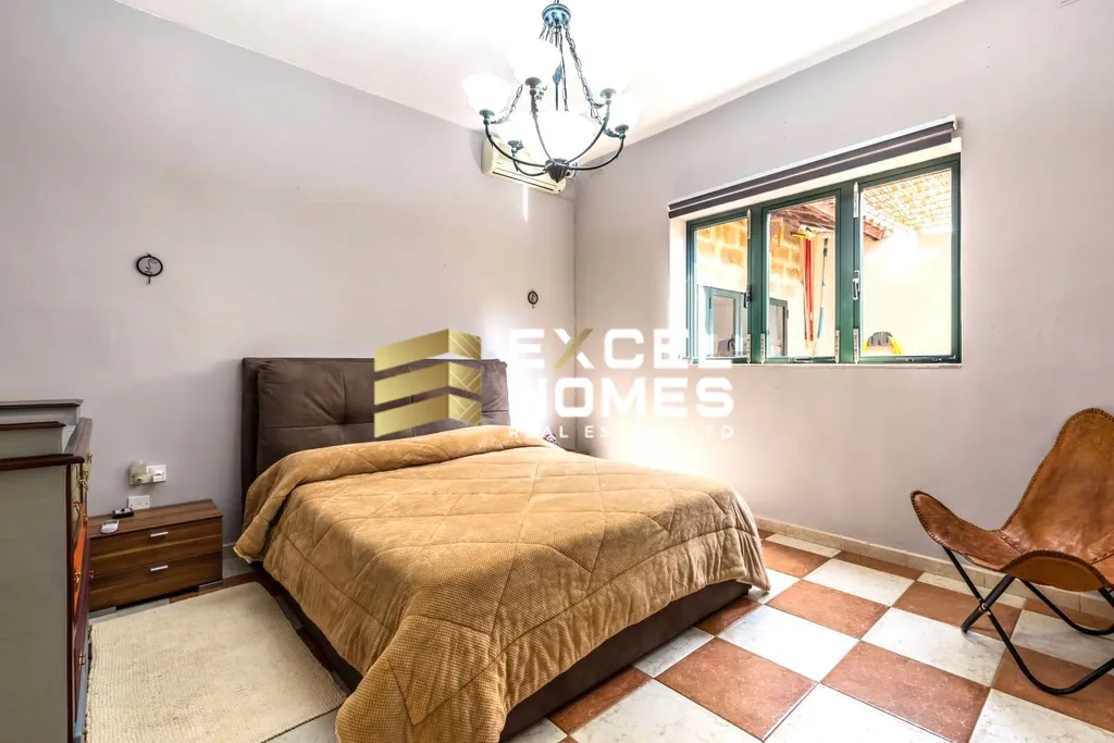 3 bedroom Bungalow in Swieqi, Malta – 21023