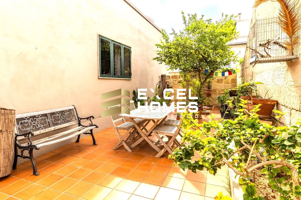 3 bedroom Bungalow in Swieqi, Malta – 21023