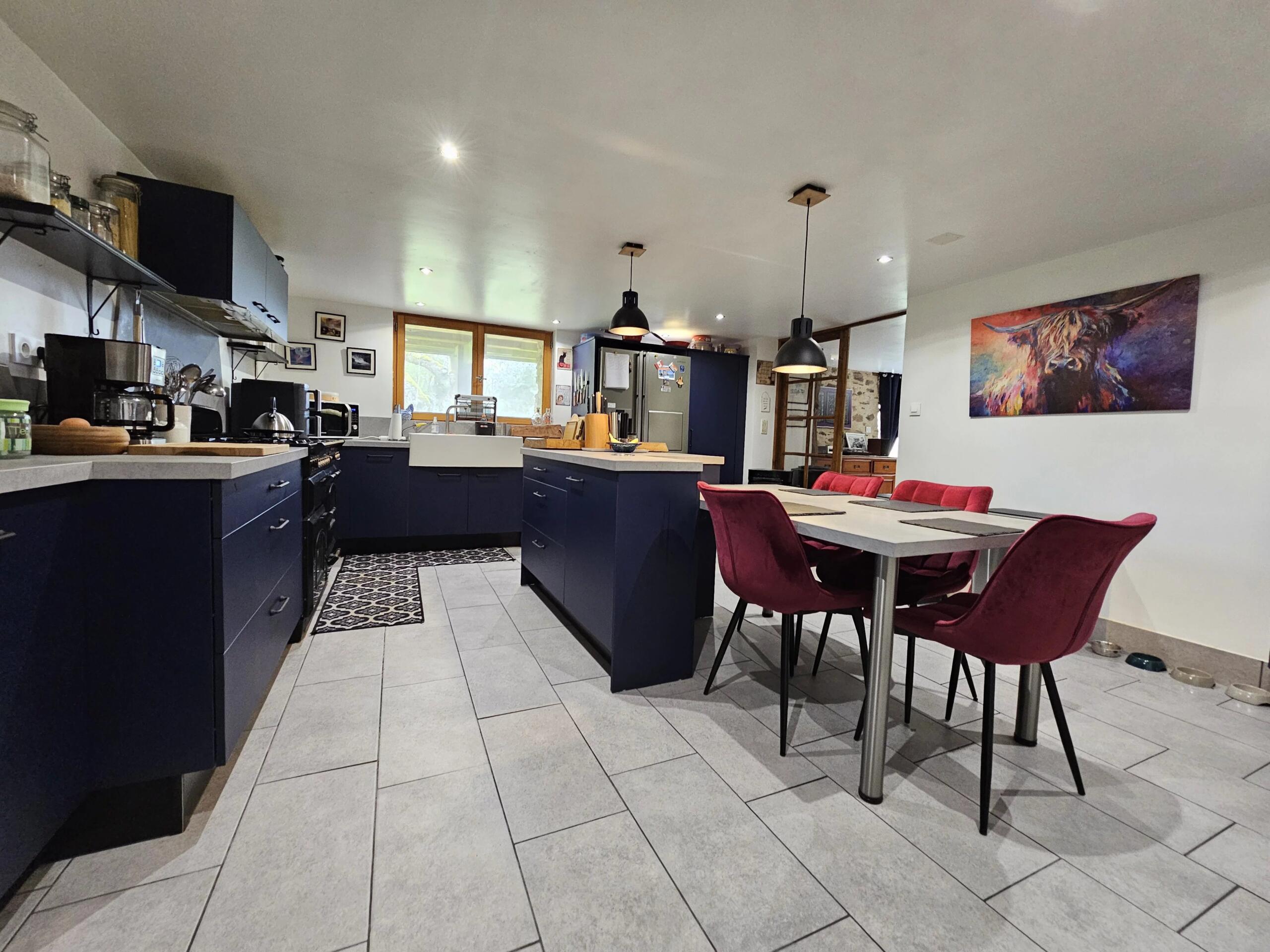 A Characterful Countryside Cottage with Guest Gîte, Poitou-Charentes – France – BVI83142