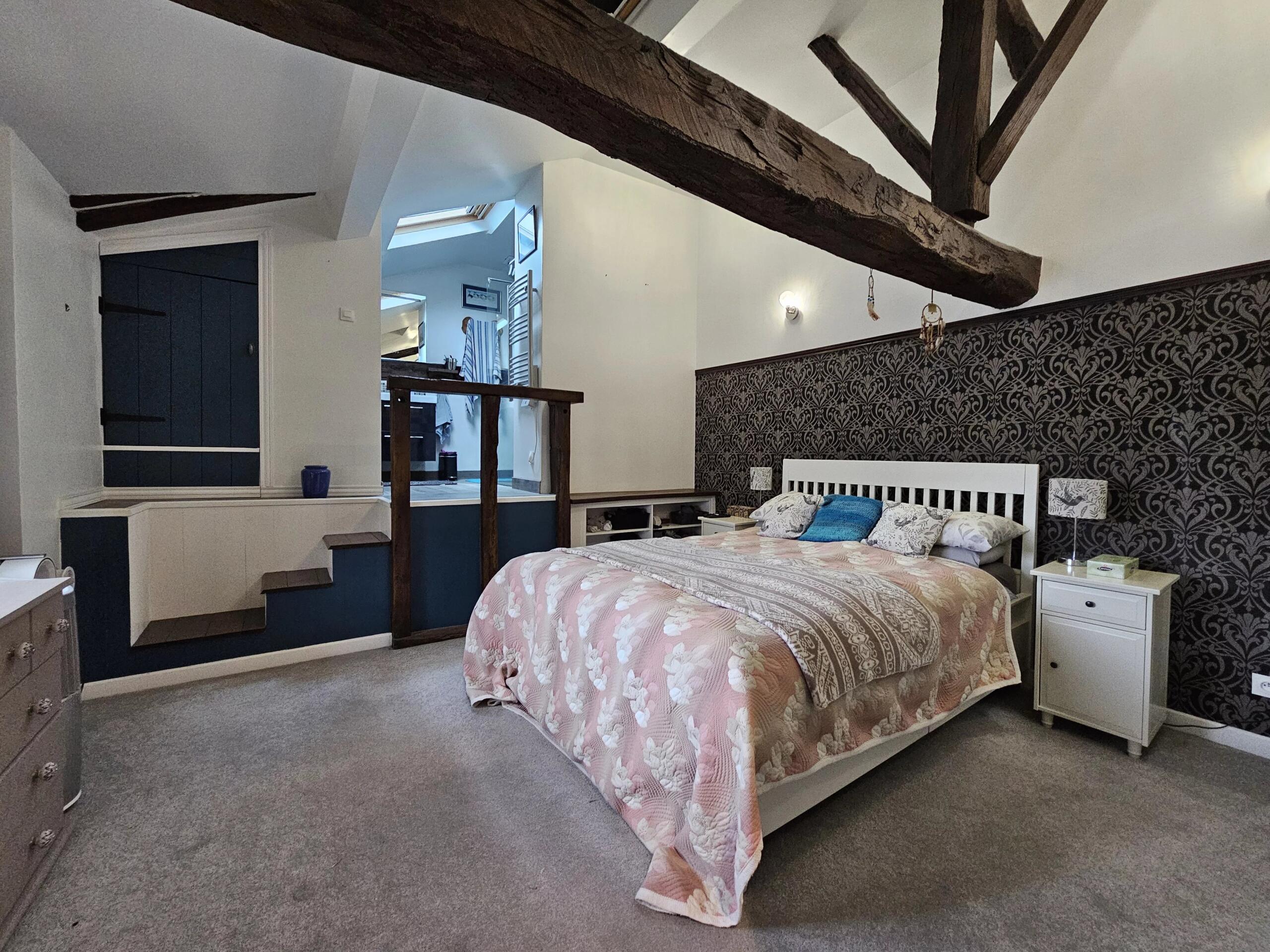 A Characterful Countryside Cottage with Guest Gîte, Poitou-Charentes – France – BVI83142