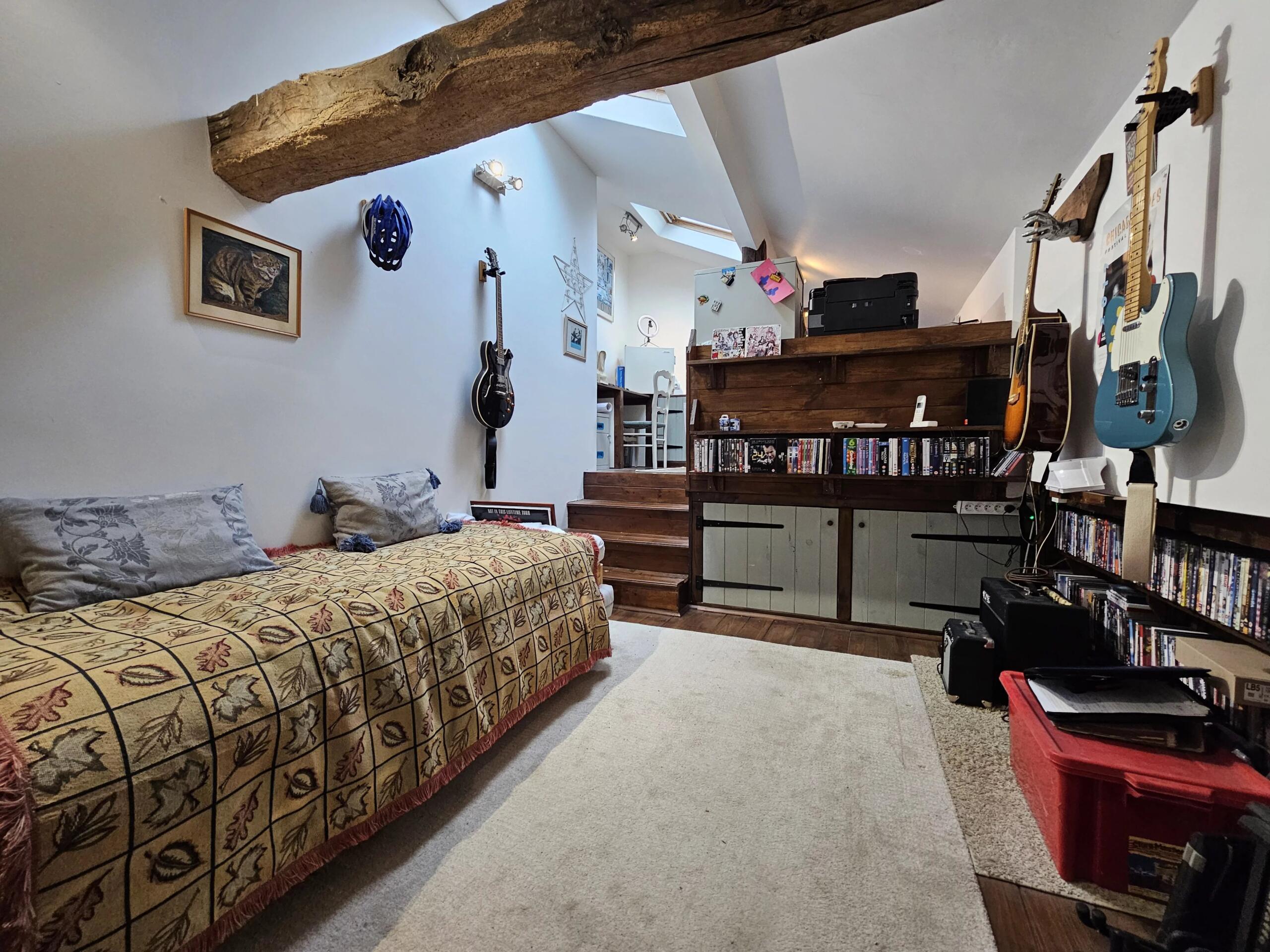 A Characterful Countryside Cottage with Guest Gîte, Poitou-Charentes – France – BVI83142