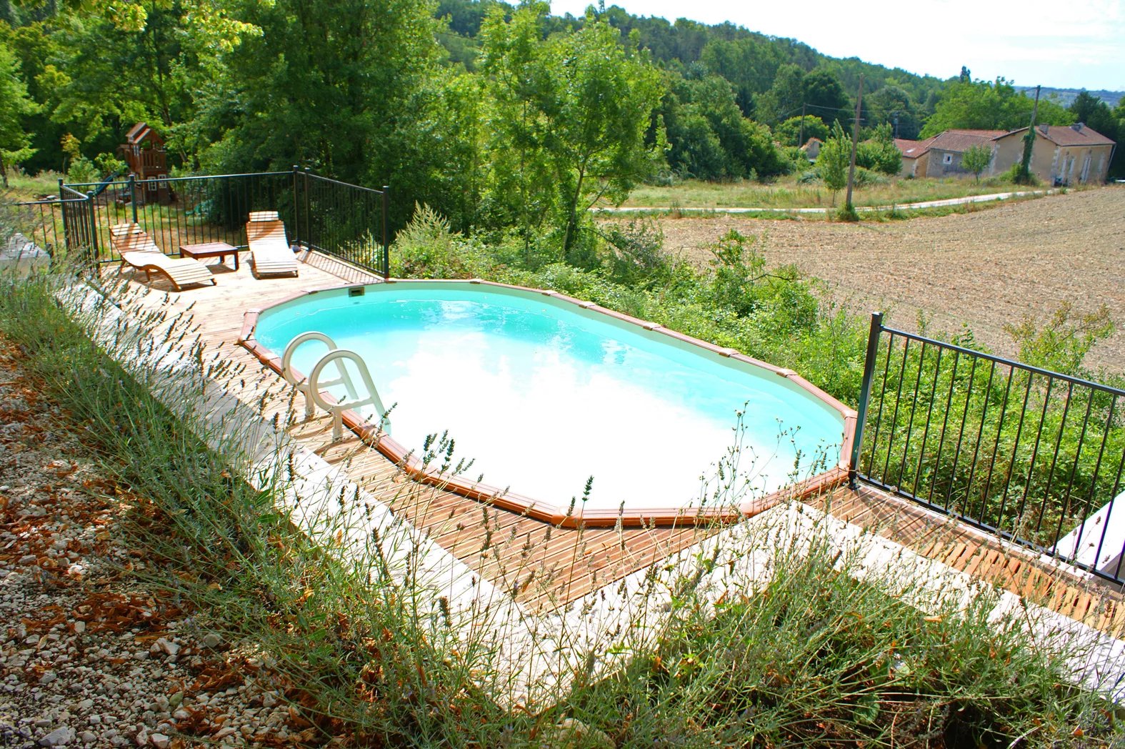 Beautiful country house in an idyllic setting, Aquitaine – France – BVI77304