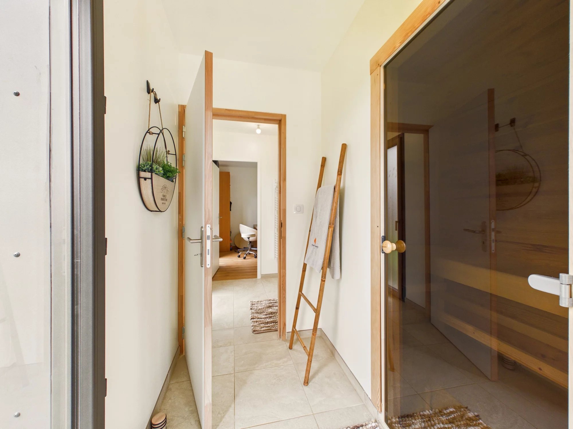 Spacious Contemporary Home with Panoramic Périgord Views, Aquitaine – France – BVI84460