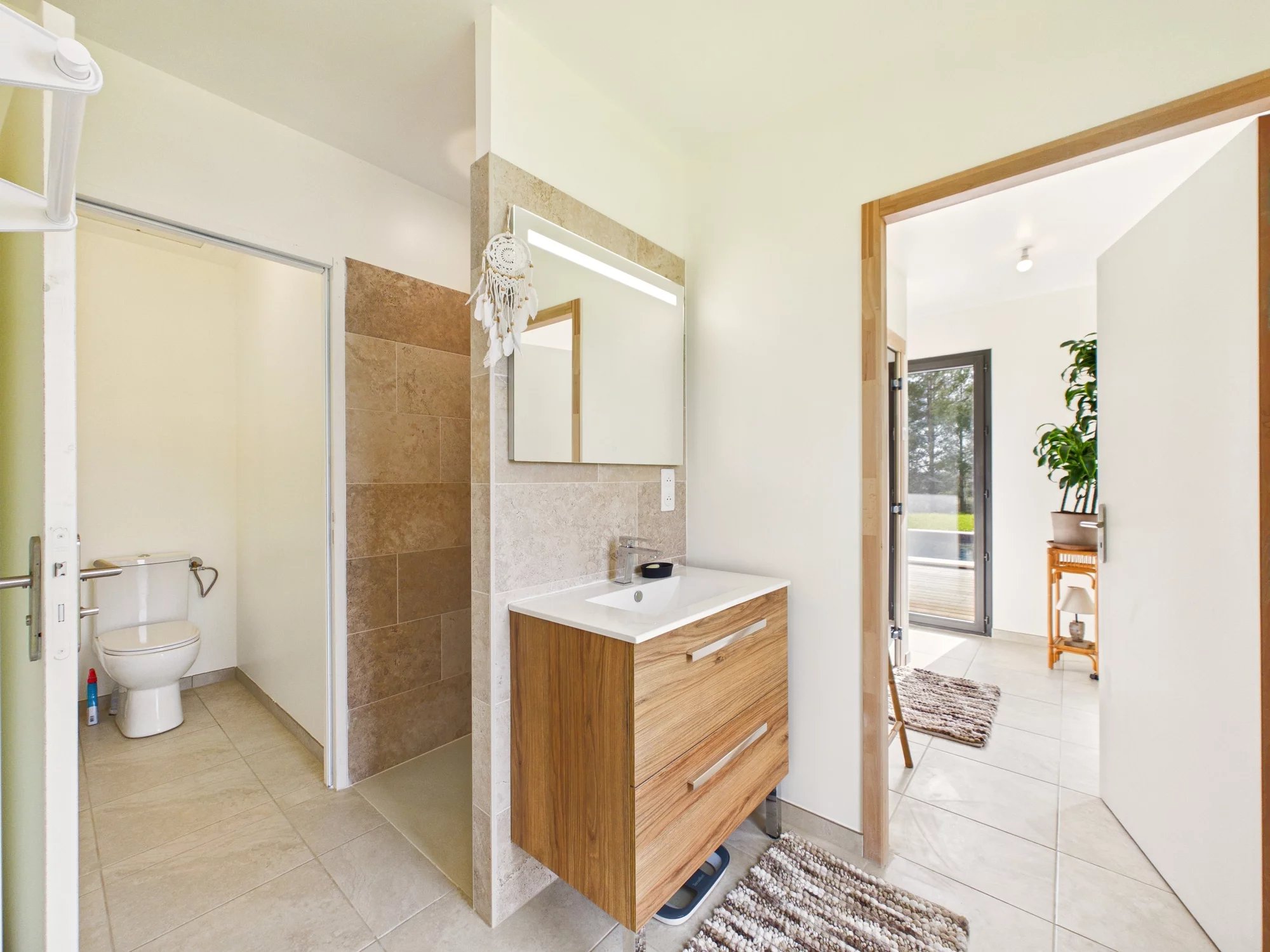 Spacious Contemporary Home with Panoramic Périgord Views, Aquitaine – France – BVI84460