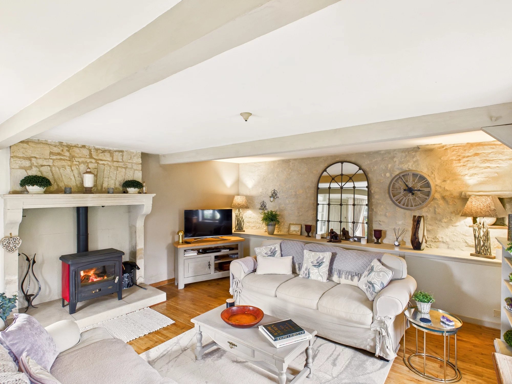 Stone Haven of Peace, Carefully Renovated, Near Sauzé-Vaussais, Poitou-Charentes – France – BVI84268