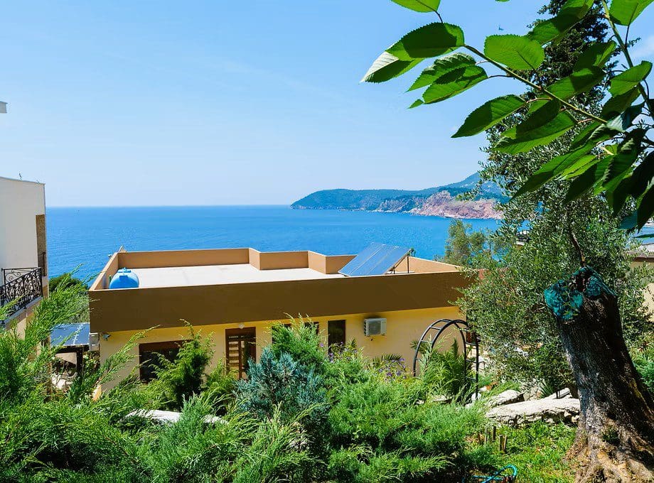 Luxury Villa for sale in Ratac Bar, Montenegro – MRE1499