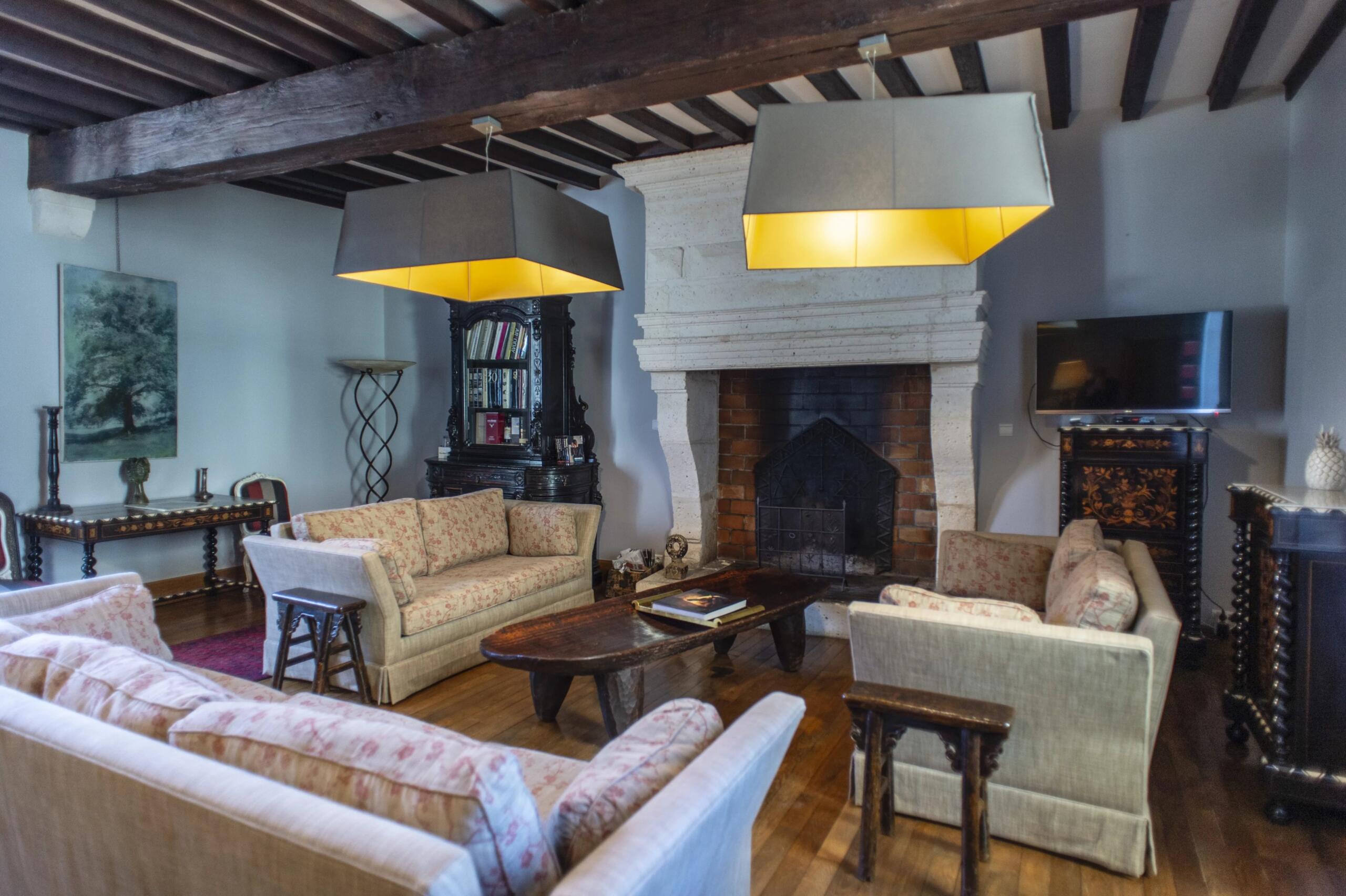 Equestrian Estate set in 41 hectares with a lake, Aquitaine – France – BVI84479