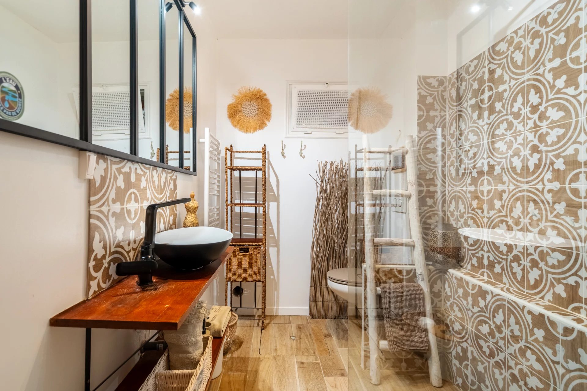 Charming Renovated Property in Nature with Pool and Annex, Provence-Alpes-Côte d’Azur – France – BVI80849