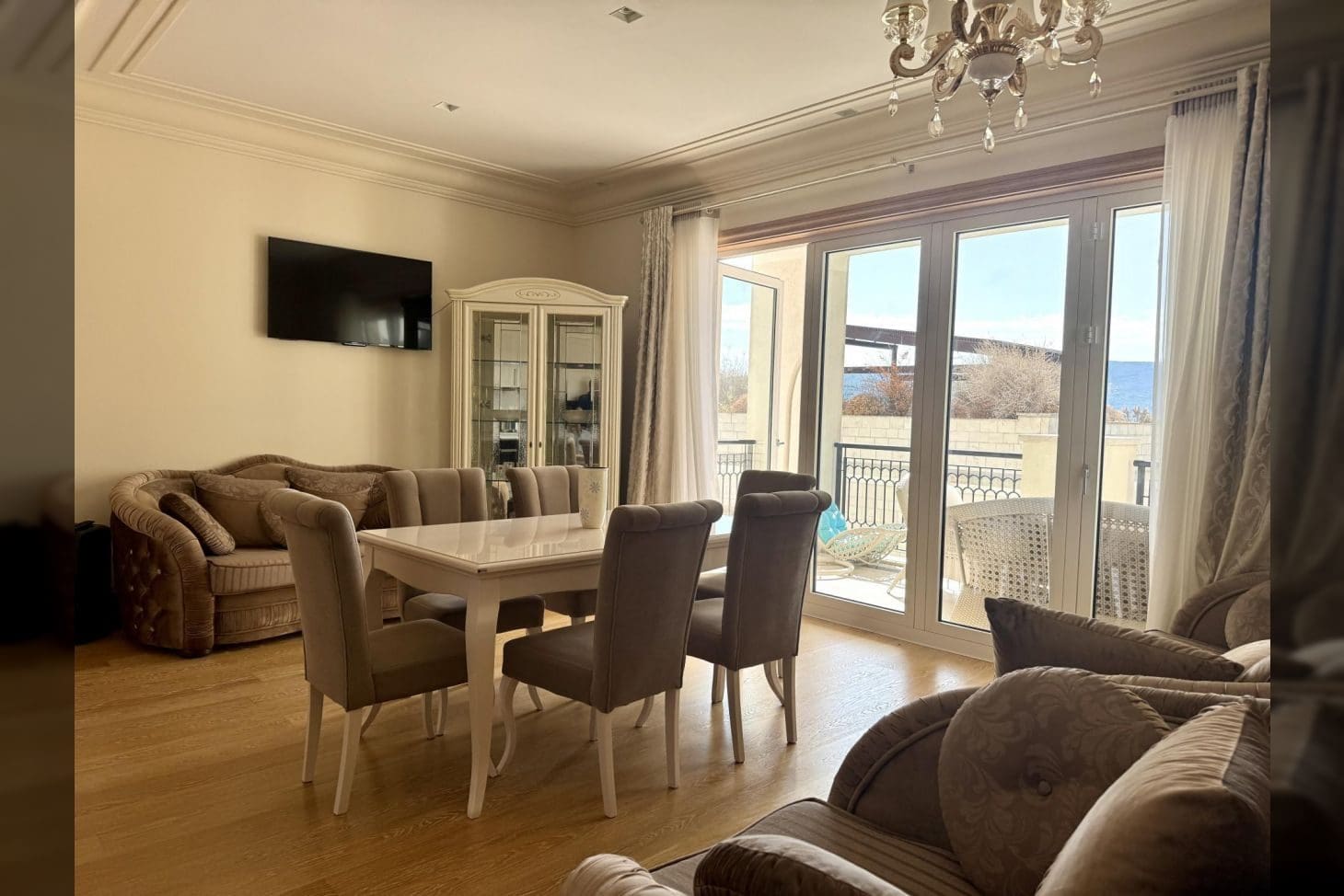 Sea View Apartment Porto Montenegro – 2-Bed Luxury Home, Montenegro – MREMB7