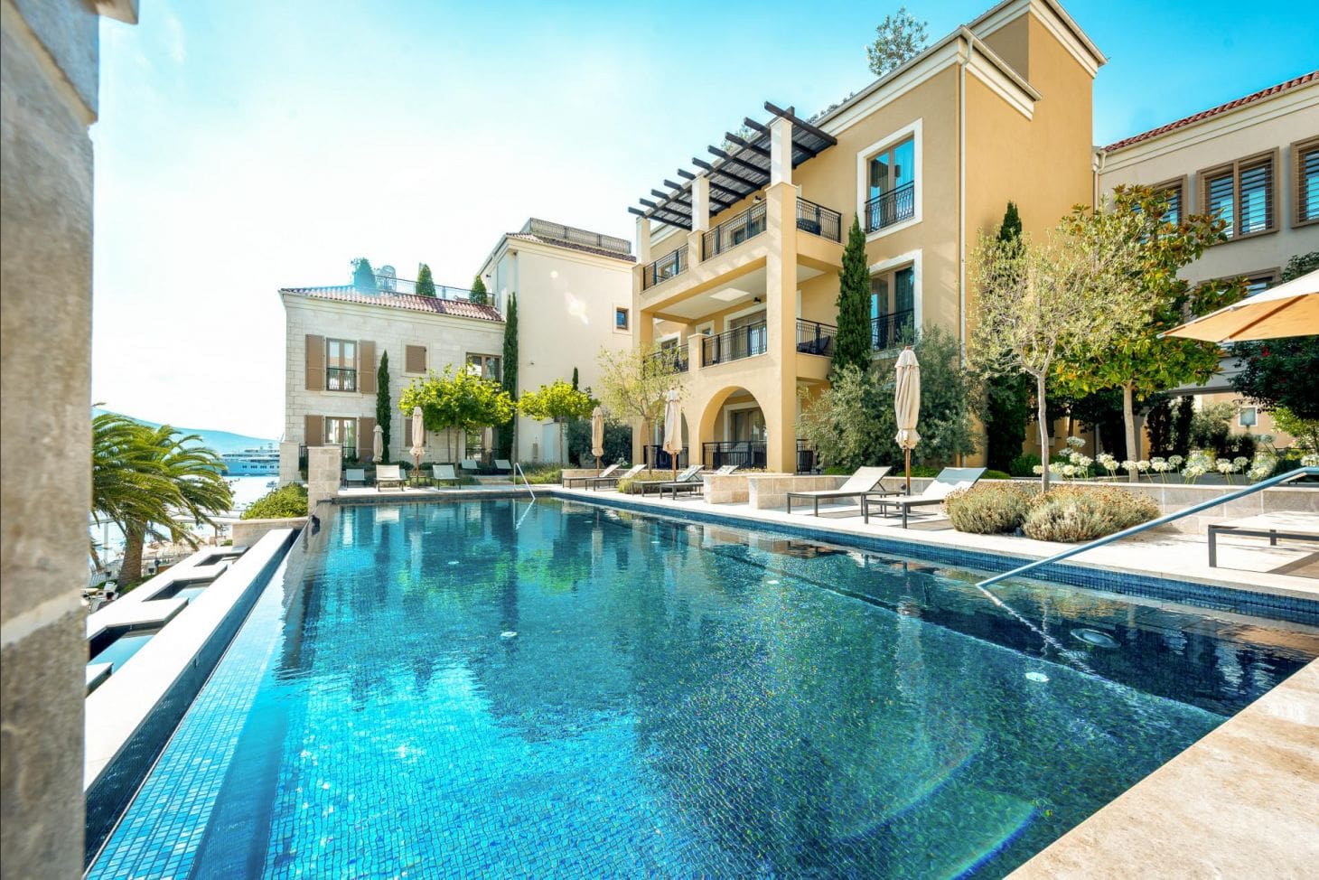 Sea View Apartment Porto Montenegro – 2-Bed Luxury Home, Montenegro – MREMB7