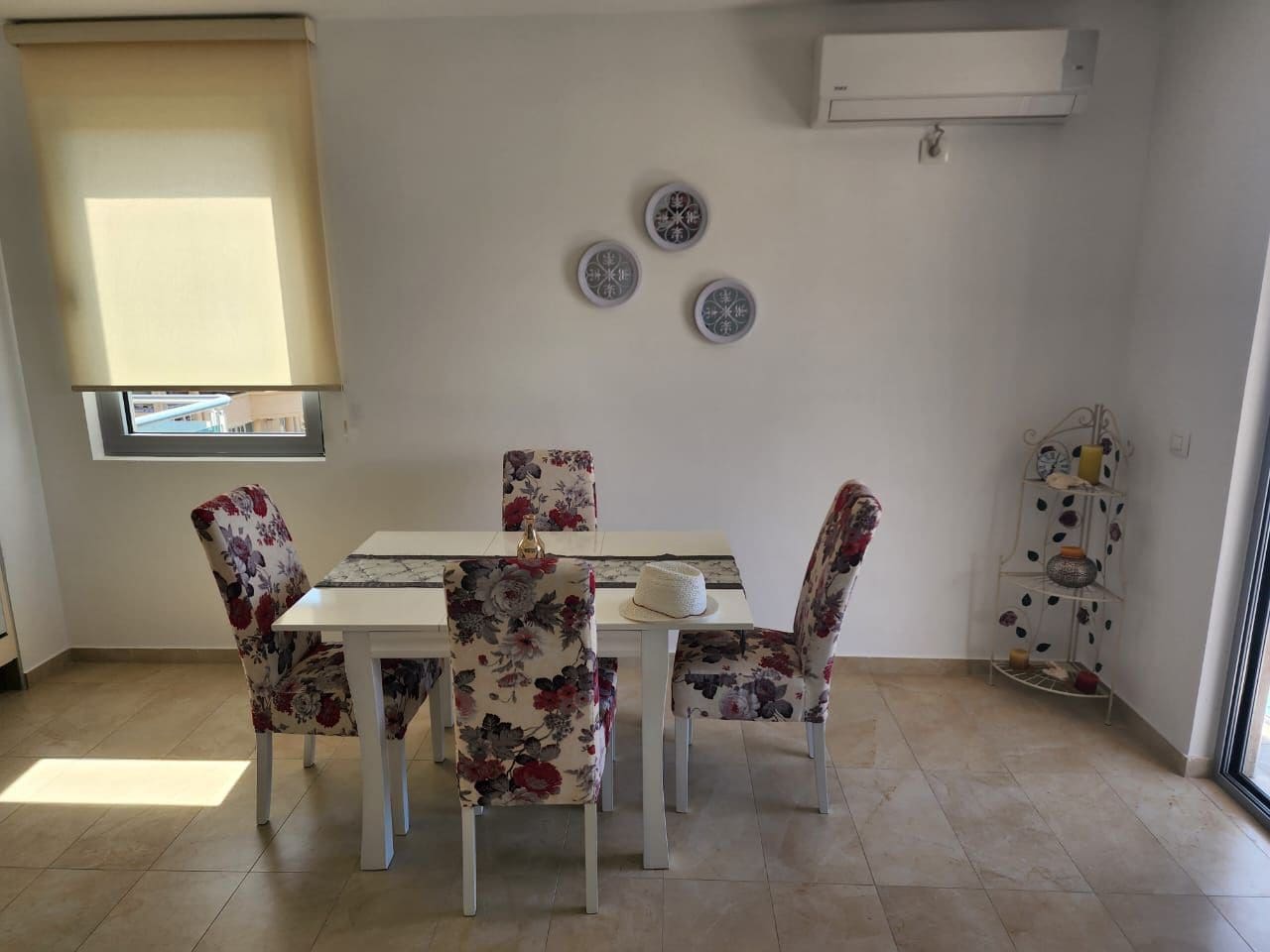 Penthouse for Sale in Dobra Voda – 85 m² Legal – Prime Seafront, Montenegro – MRERK01