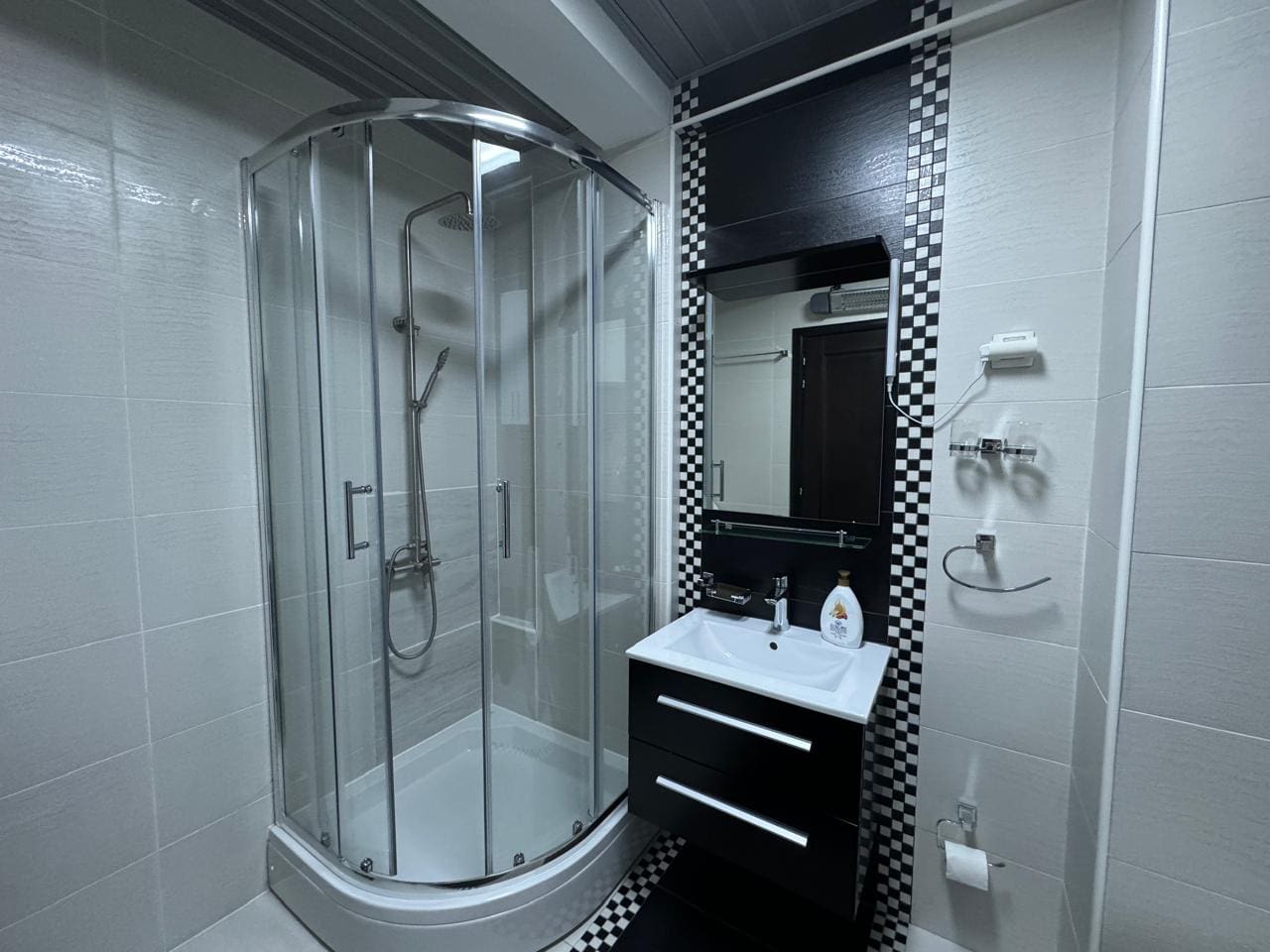 Penthouse Apartment for Sale in Budva – Prime Location, Montenegro – MRENB111