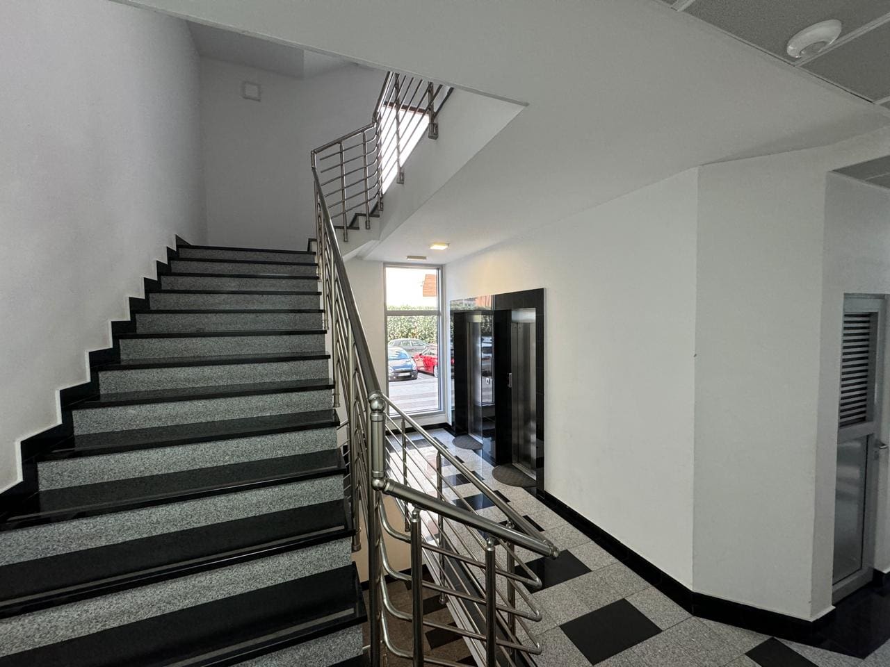 Penthouse Apartment for Sale in Budva – Prime Location, Montenegro – MRENB111