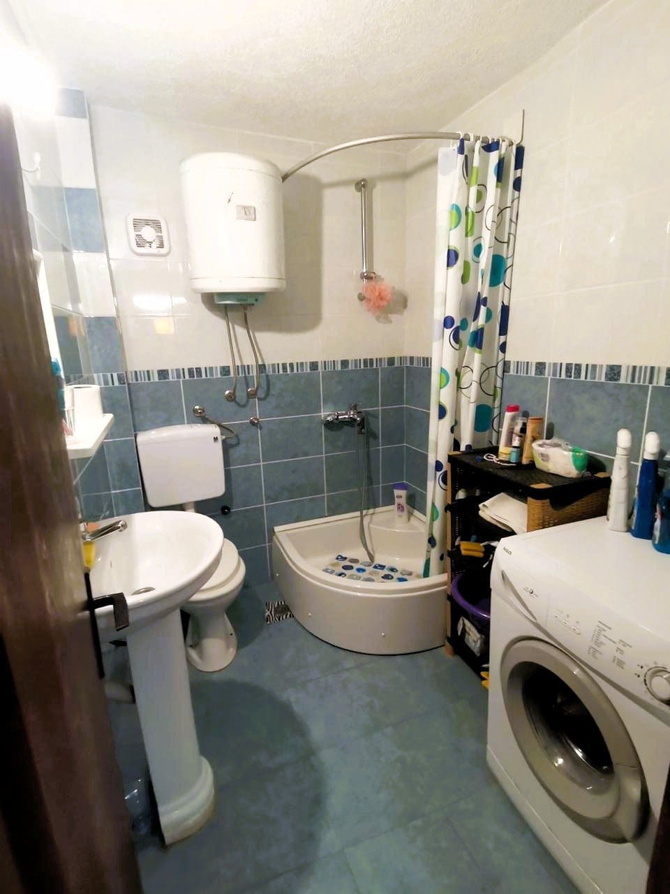 Two-Bedroom Apartment 78 m² for Sale in Sutomore, Montenegro – MREALE138