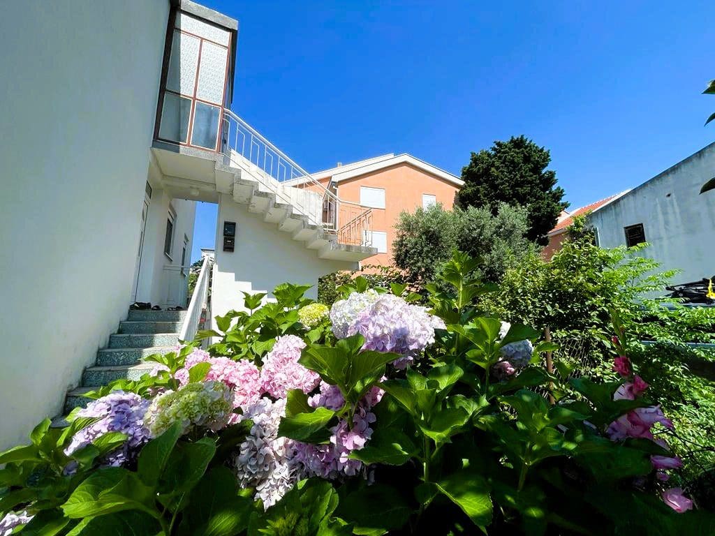 Furnished Apartment for Sale in Šušanj Bar – 72 m², Montenegro – MREALE139