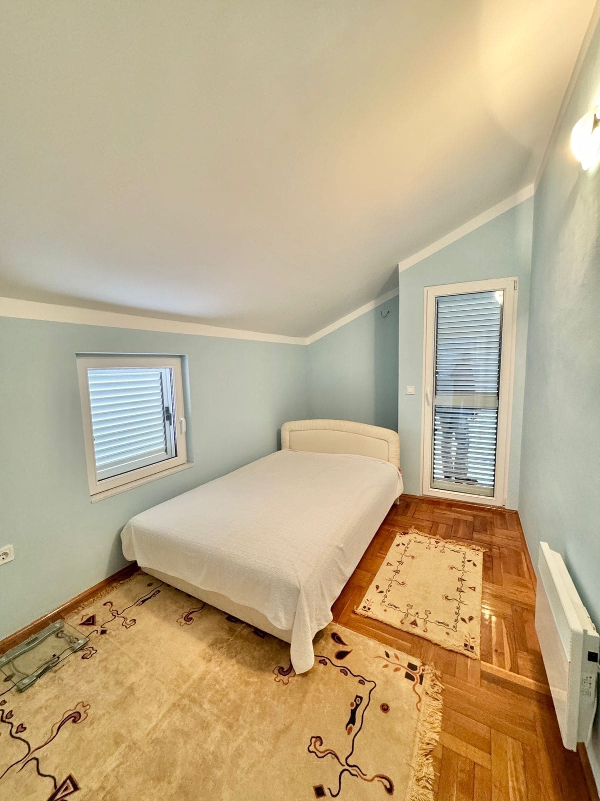 Modern Two Bedroom Apartment in Budva’s Prime Residential Area, Montenegro – MRENB114