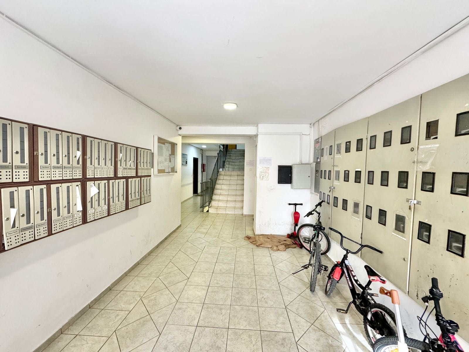 Modern Two Bedroom Apartment in Budva’s Prime Residential Area, Montenegro – MRENB114