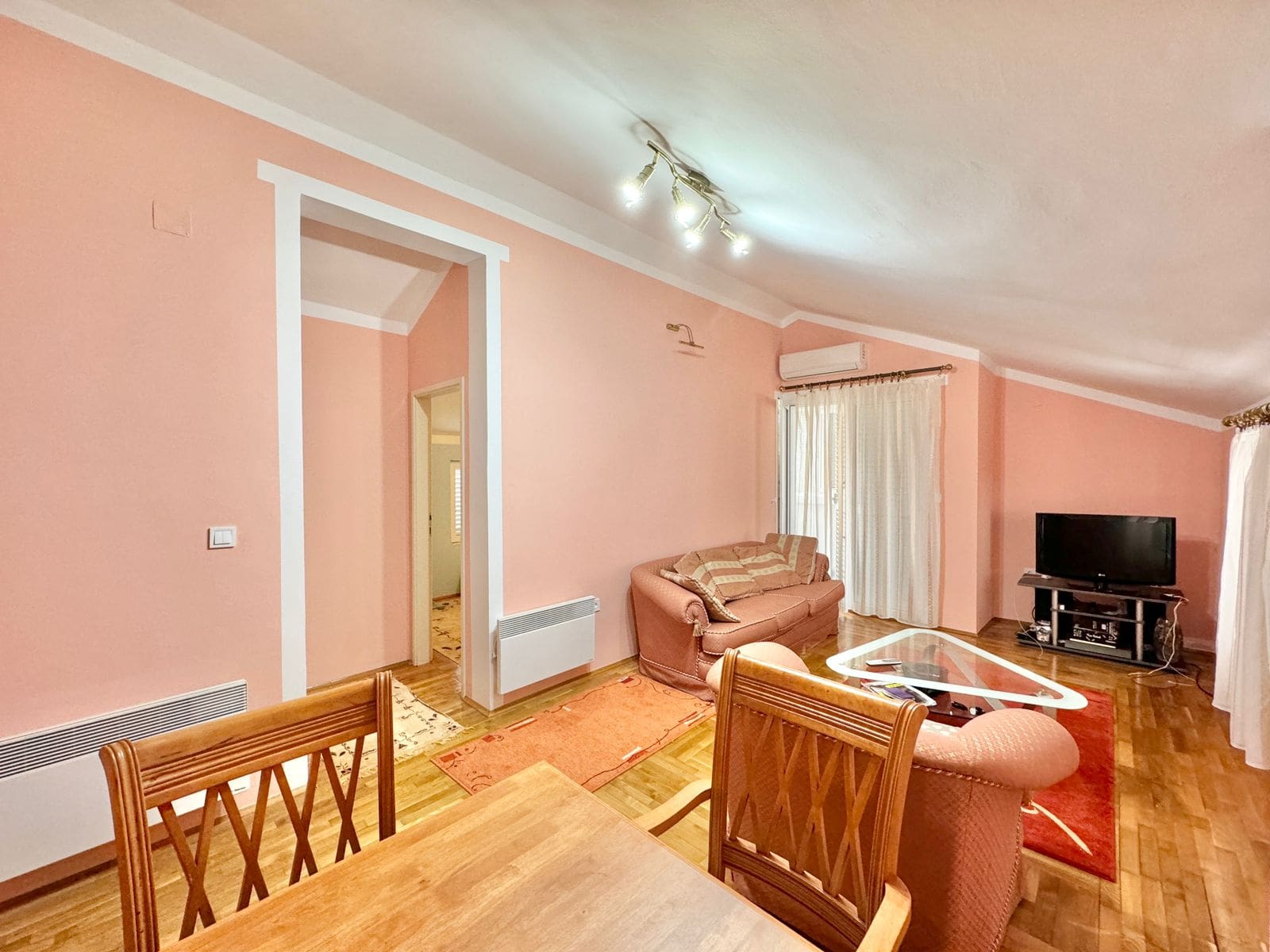 Modern Two Bedroom Apartment in Budva’s Prime Residential Area, Montenegro – MRENB114