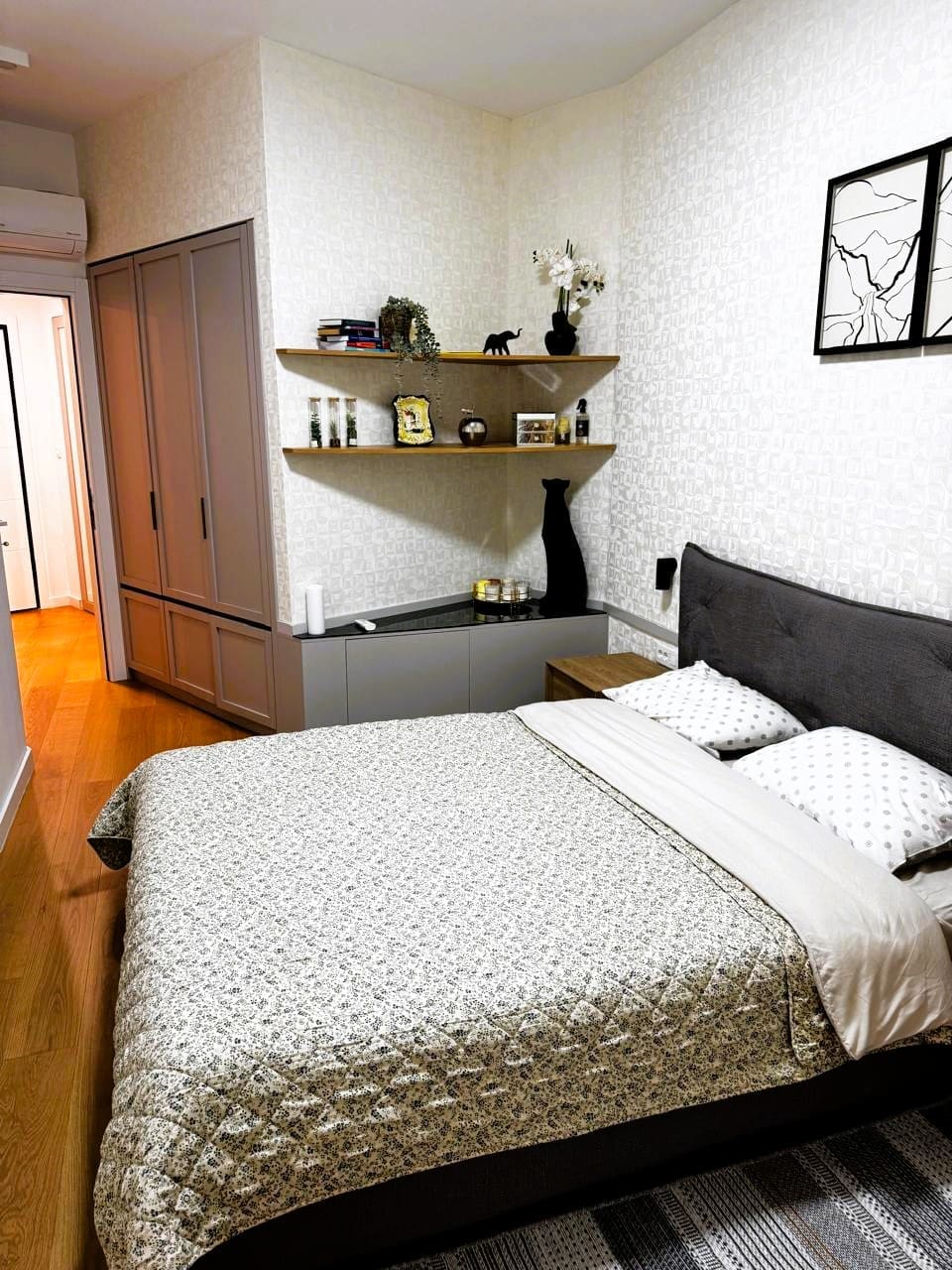 1-Bedroom Apartment in Vuelo Sobre Bečići | 54m² with Private Yard, Montenegro – MREMR-02