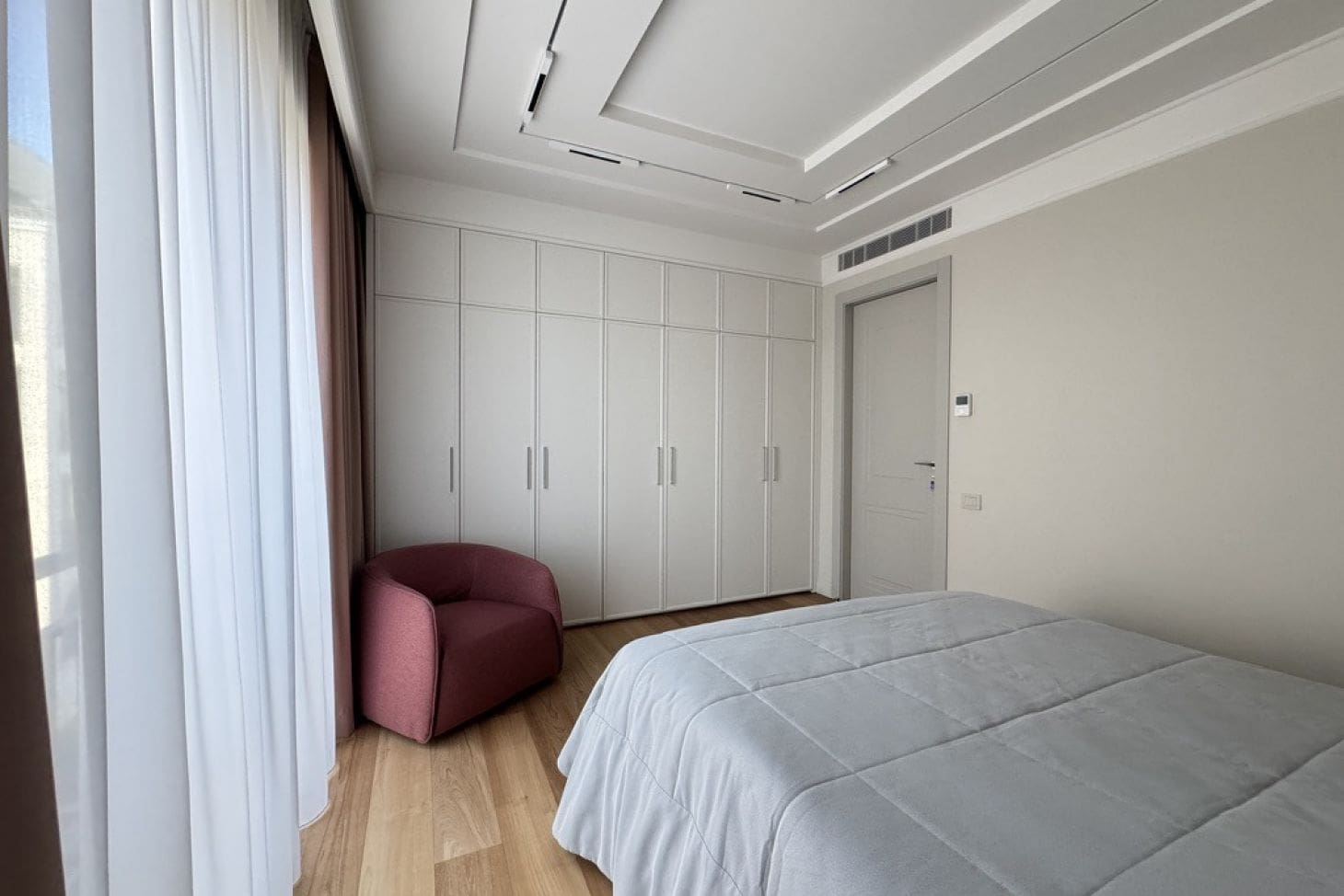 Penthouse Porto Montenegro — Zeta Building, 247 m², Full Capital Renovation 2025, Montenegro – MRE