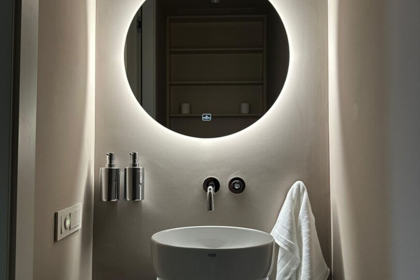 Penthouse Porto Montenegro — Zeta Building, 247 m², Full Capital Renovation 2025, Montenegro – MRE