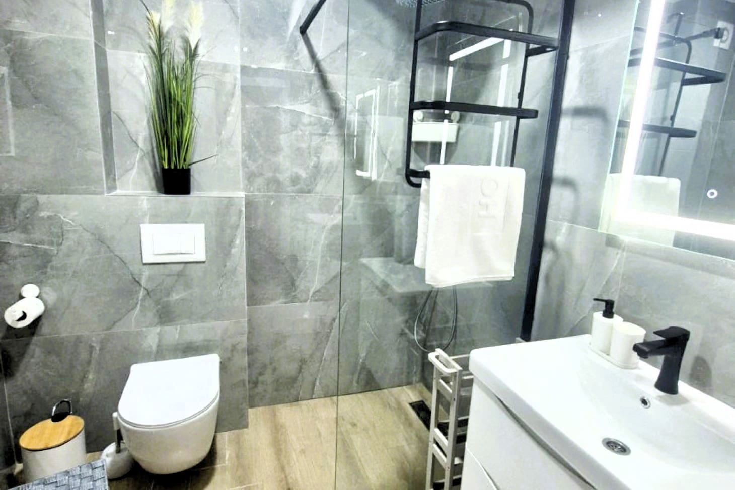 Studio For Sale in Tivat with Parking, Montenegro – MREMB-13